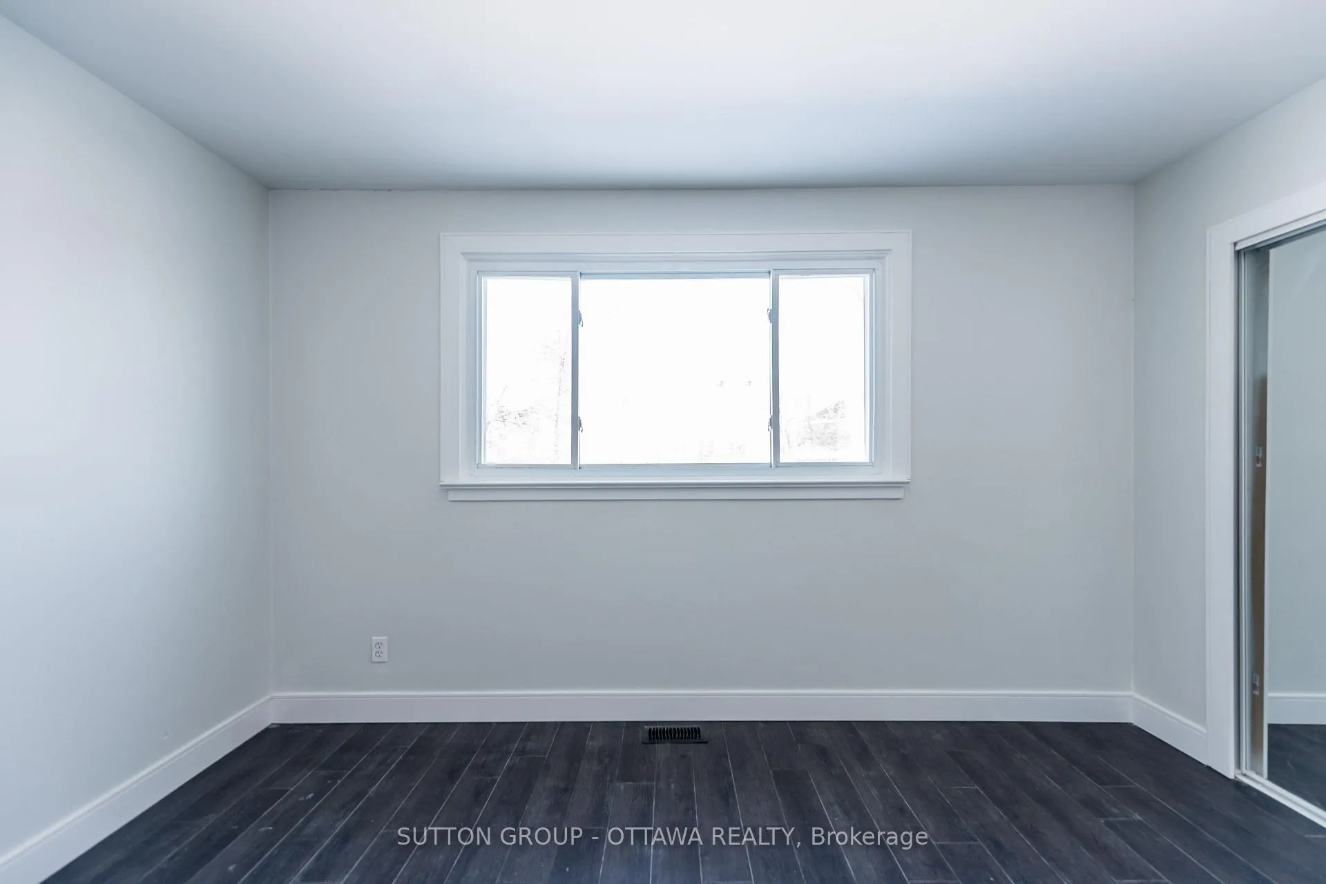 Photo 24 of Unit 2, 2419 Page Road, Ottawa, Chapel Hill South - Orleans Village — HOMEH