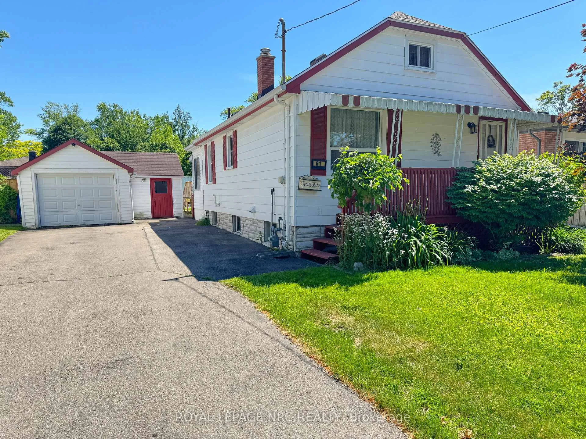 Photo 1 of 61 Hatter Avenue, Welland, N. Welland — HOMEH