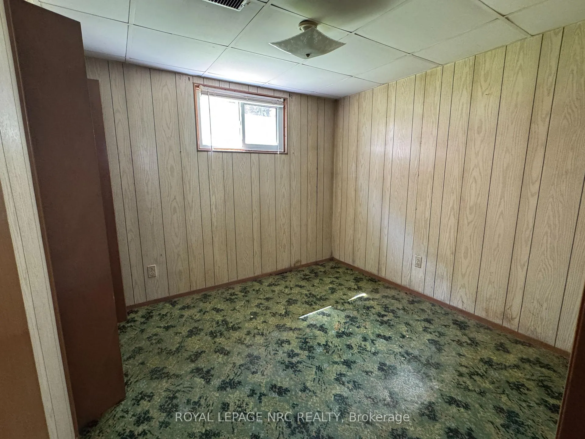 Photo 35 of 61 Hatter Avenue, Welland, N. Welland — HOMEH