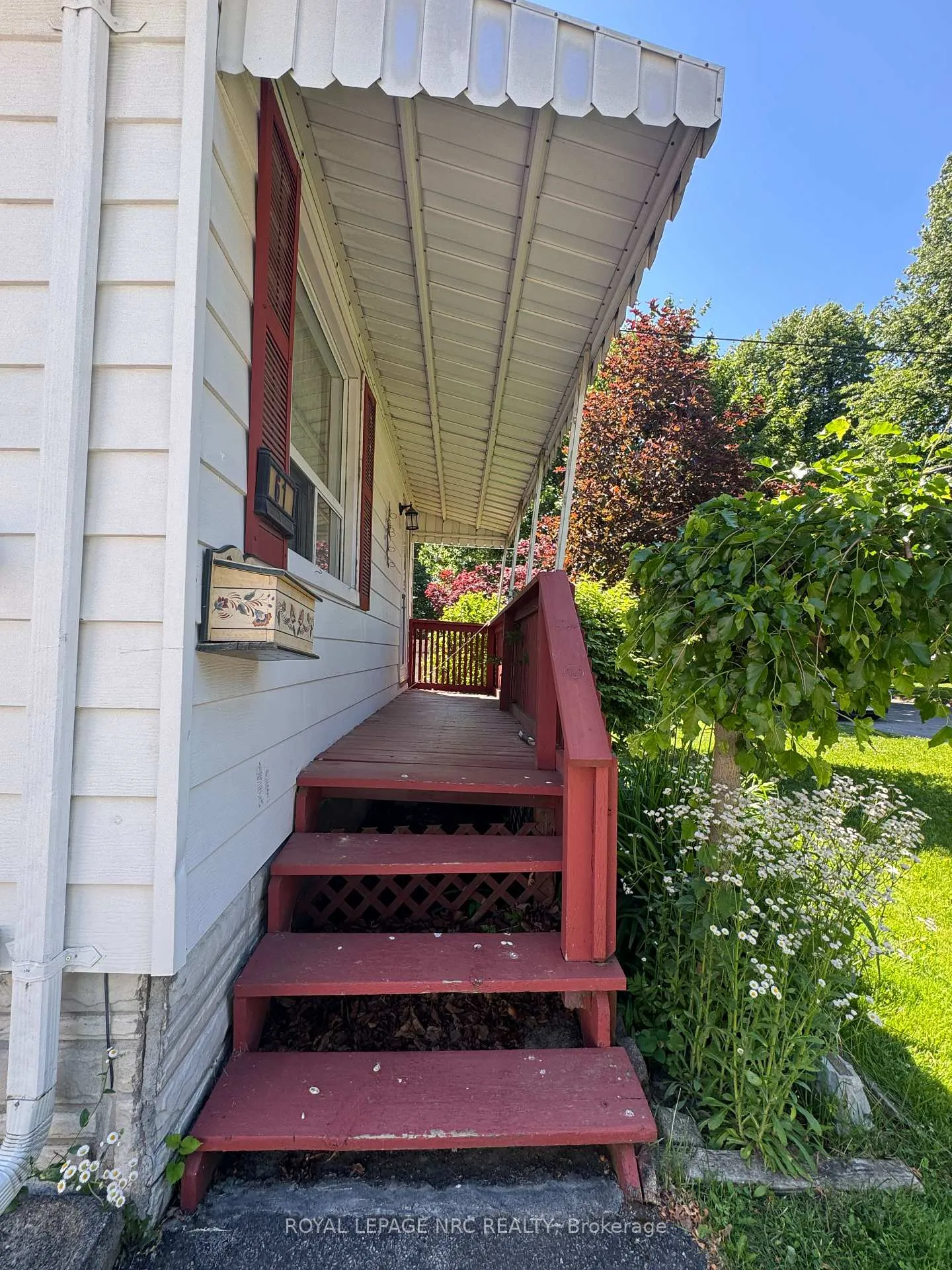 Photo 44 of 61 Hatter Avenue, Welland, N. Welland — HOMEH