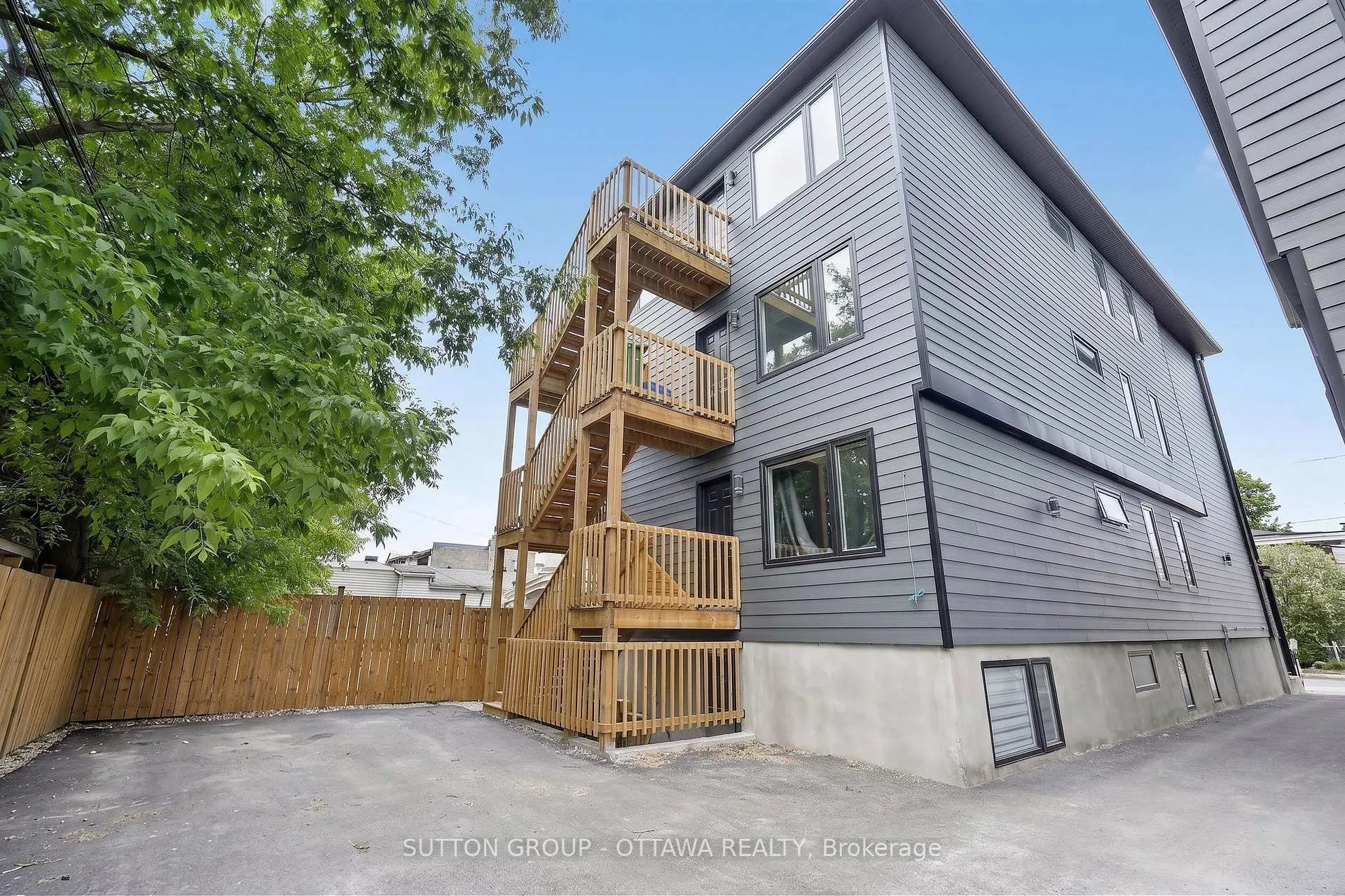 Photo 3 of Unit 3, 340 Shakespeare Street, Ottawa, Vanier — HOMEH