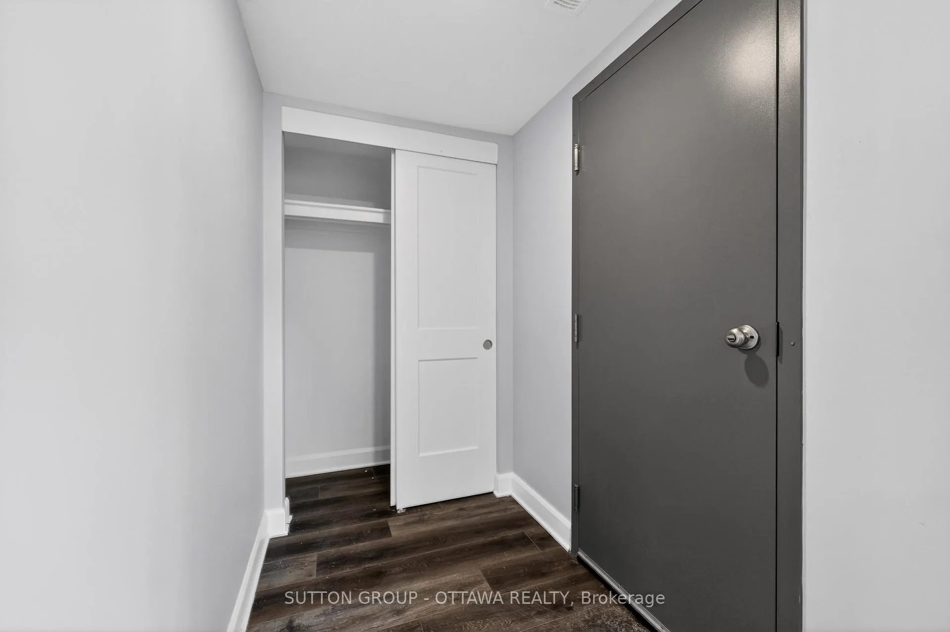 Photo 9 of Unit 3, 340 Shakespeare Street, Ottawa, Vanier — HOMEH