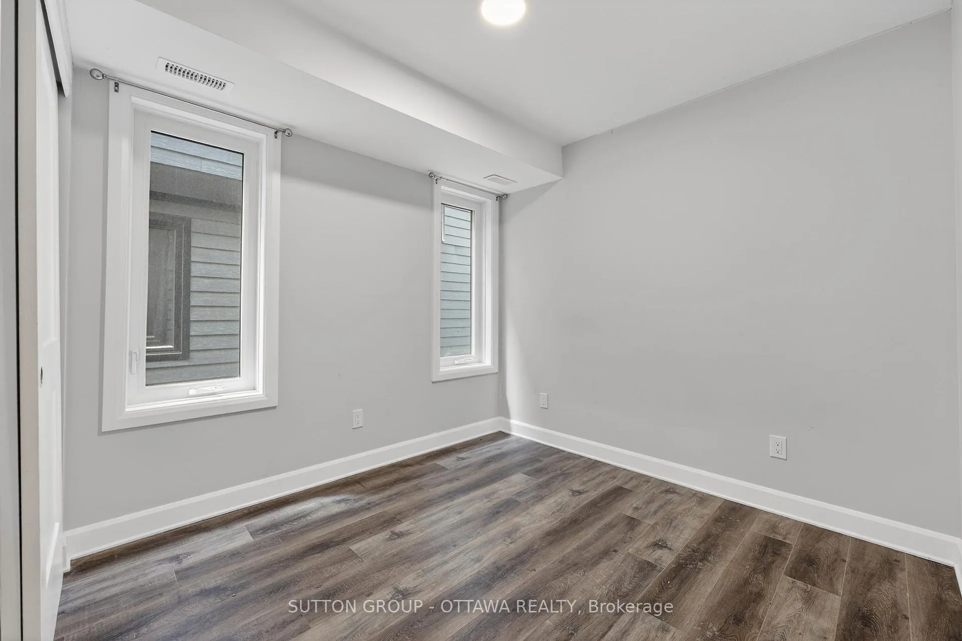 Photo 17 of Unit 3, 340 Shakespeare Street, Ottawa, Vanier — HOMEH