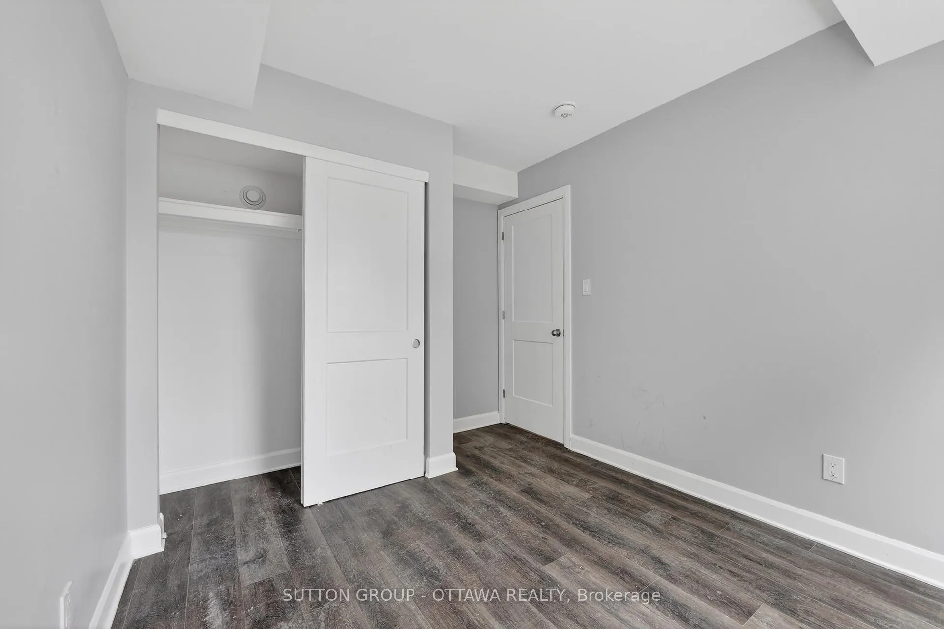 Photo 23 of Unit 3, 340 Shakespeare Street, Ottawa, Vanier — HOMEH