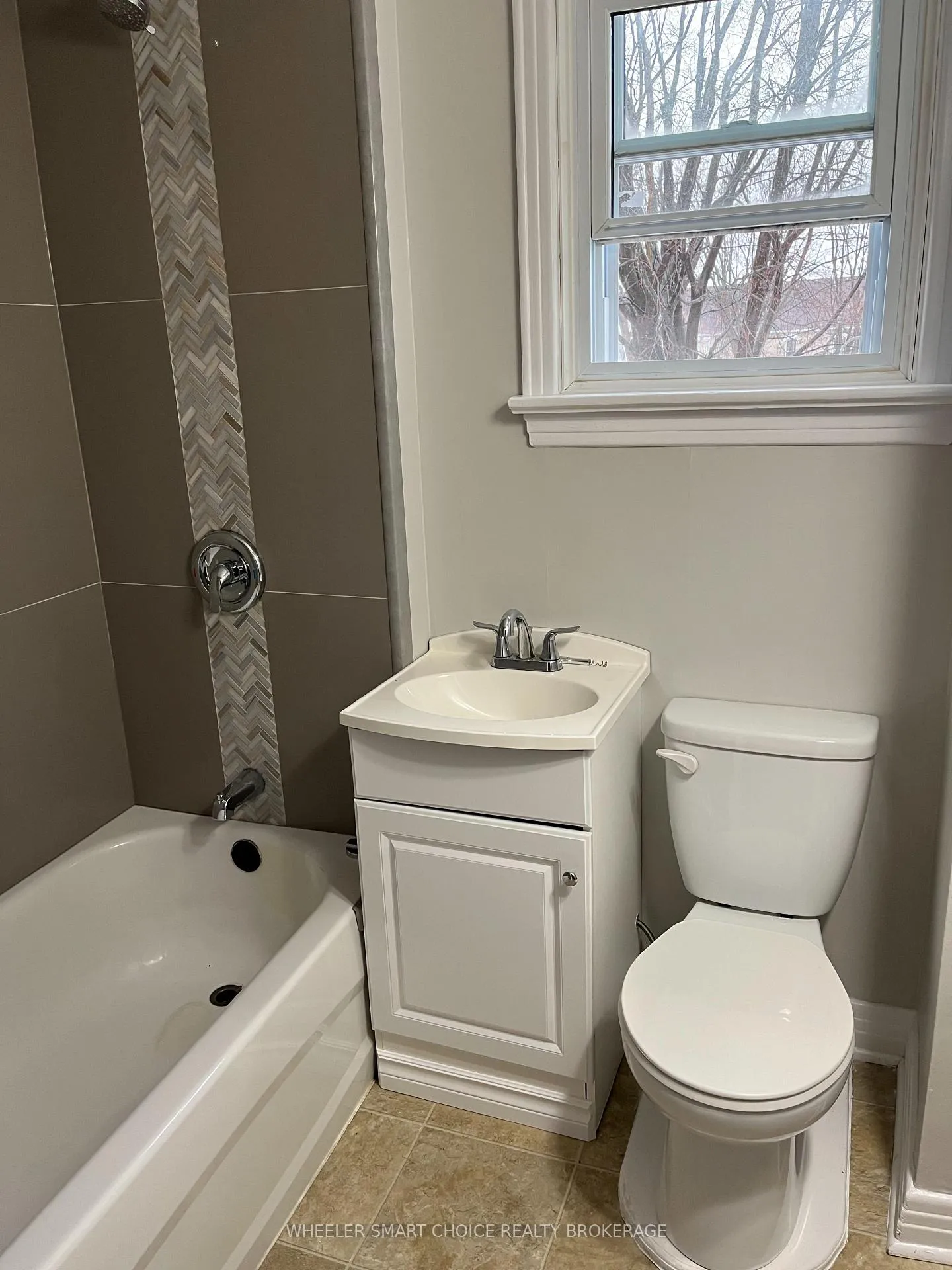 Photo 13 of 202 Jarvis Street, Cornwall, Cornwall — HOMEH