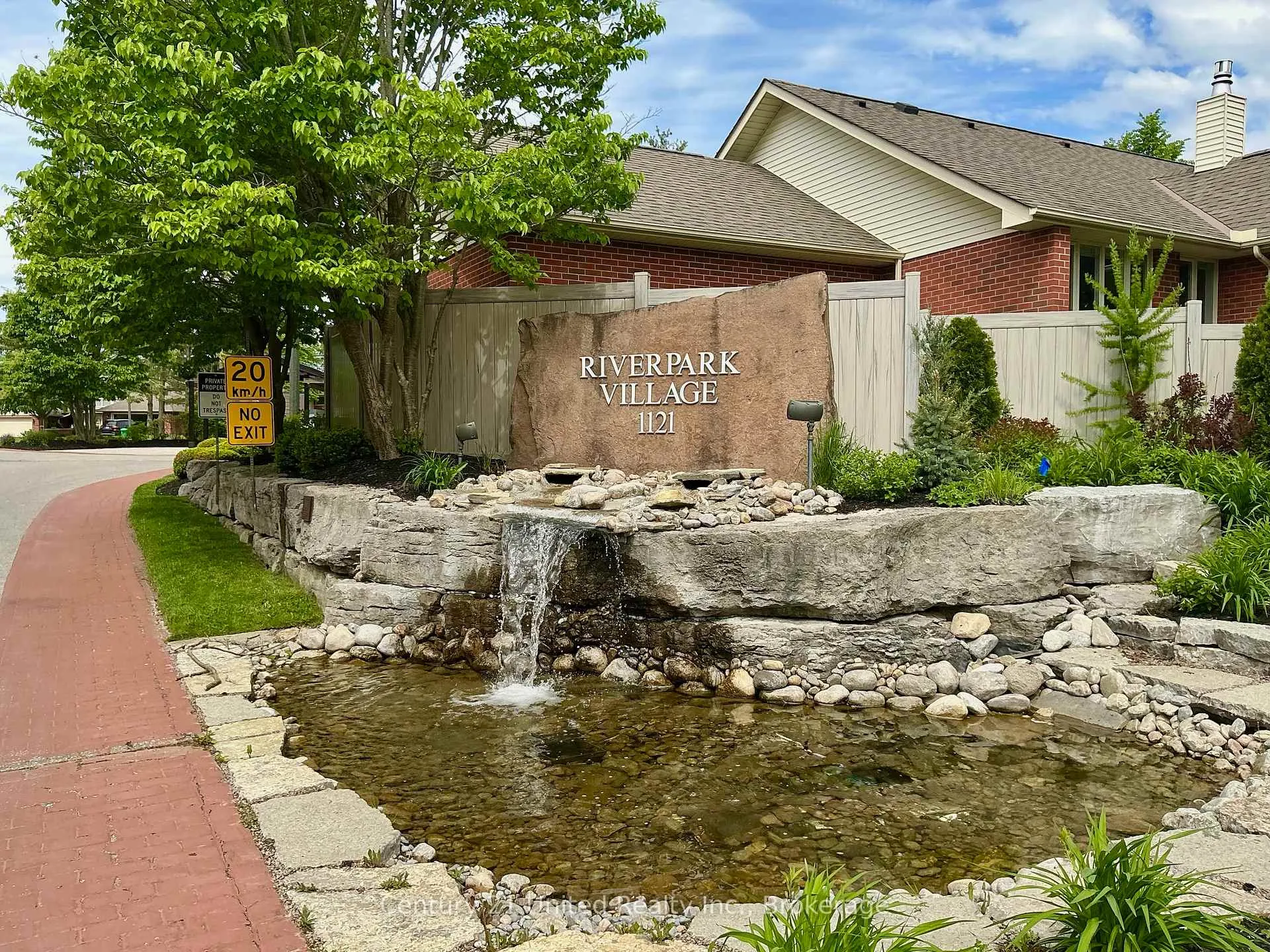 Photo 42 of Unit 22, 1121 Armour Road, Peterborough, Ashburnham Ward 4 — HOMEH