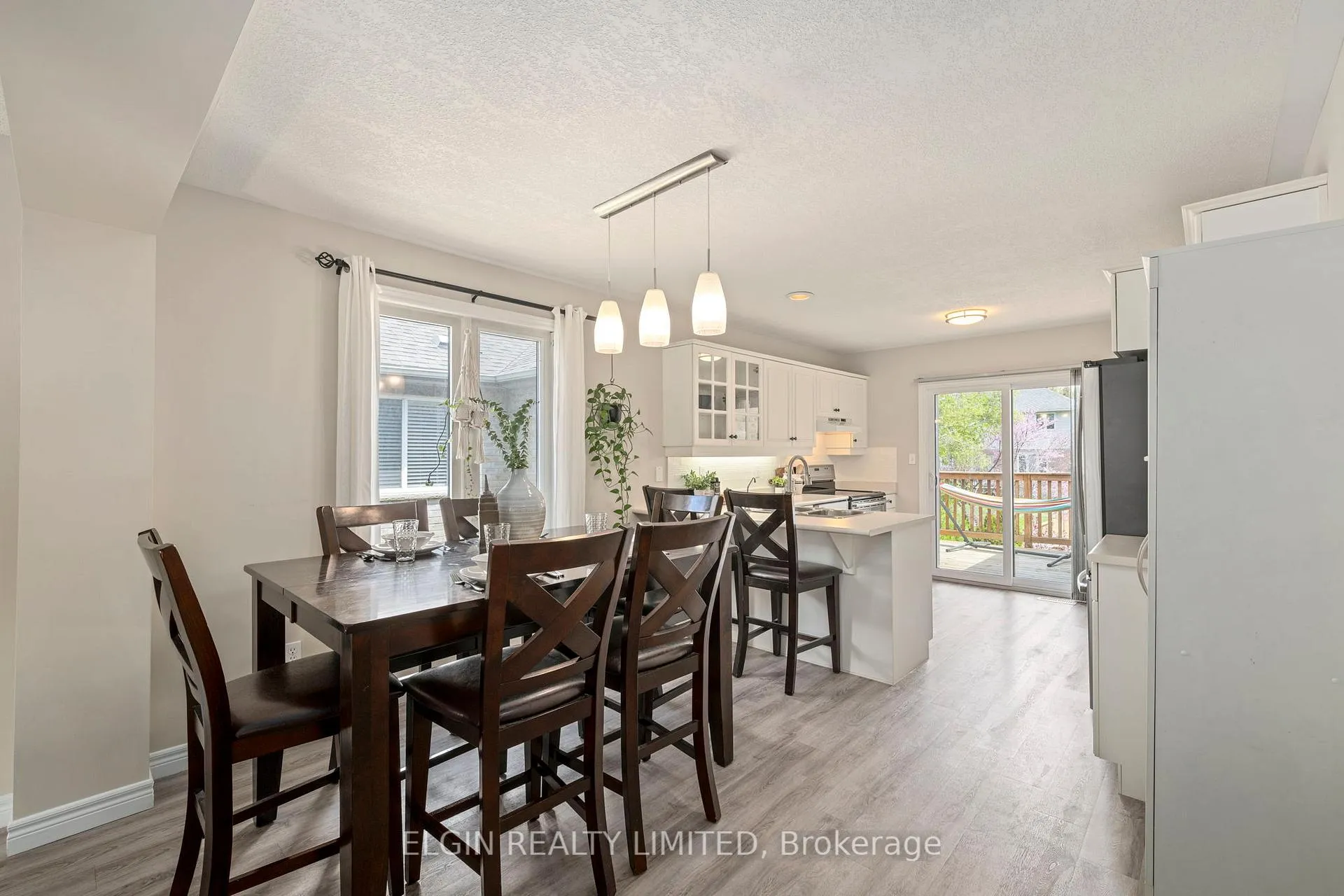 Photo 10 of 5 Rodney Crescent, St. Thomas — HOMEH