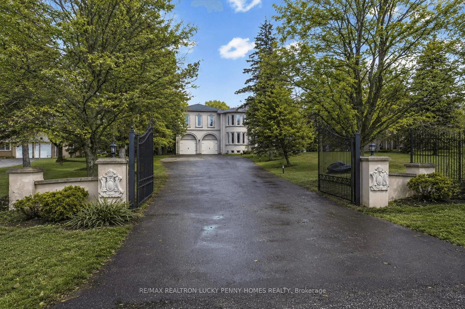 Photo 1 of 35 Cachet Parkway, Markham, Devil's Elbow — HOMEH