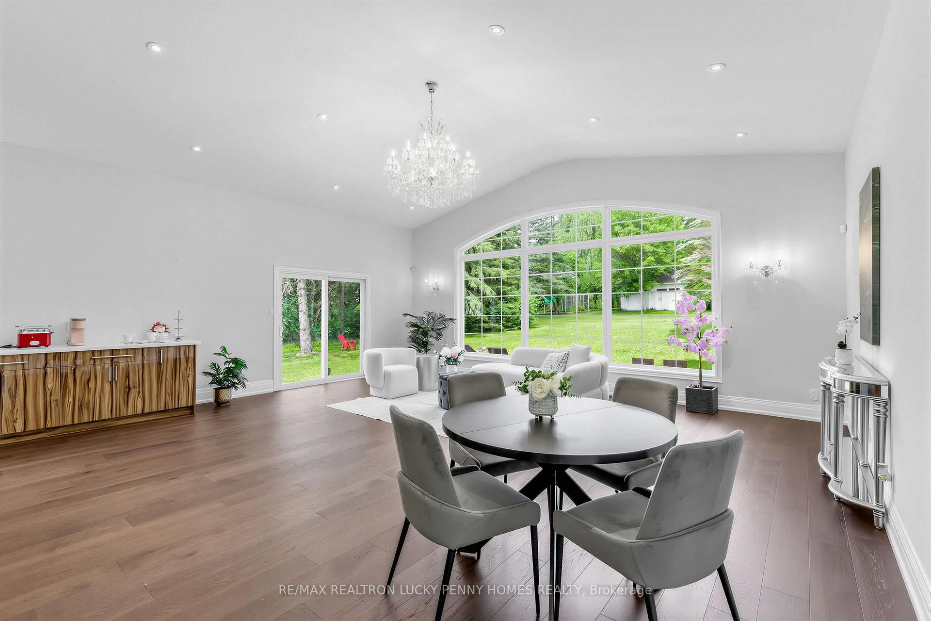 Photo 12 of 35 Cachet Parkway, Markham, Devil's Elbow — HOMEH