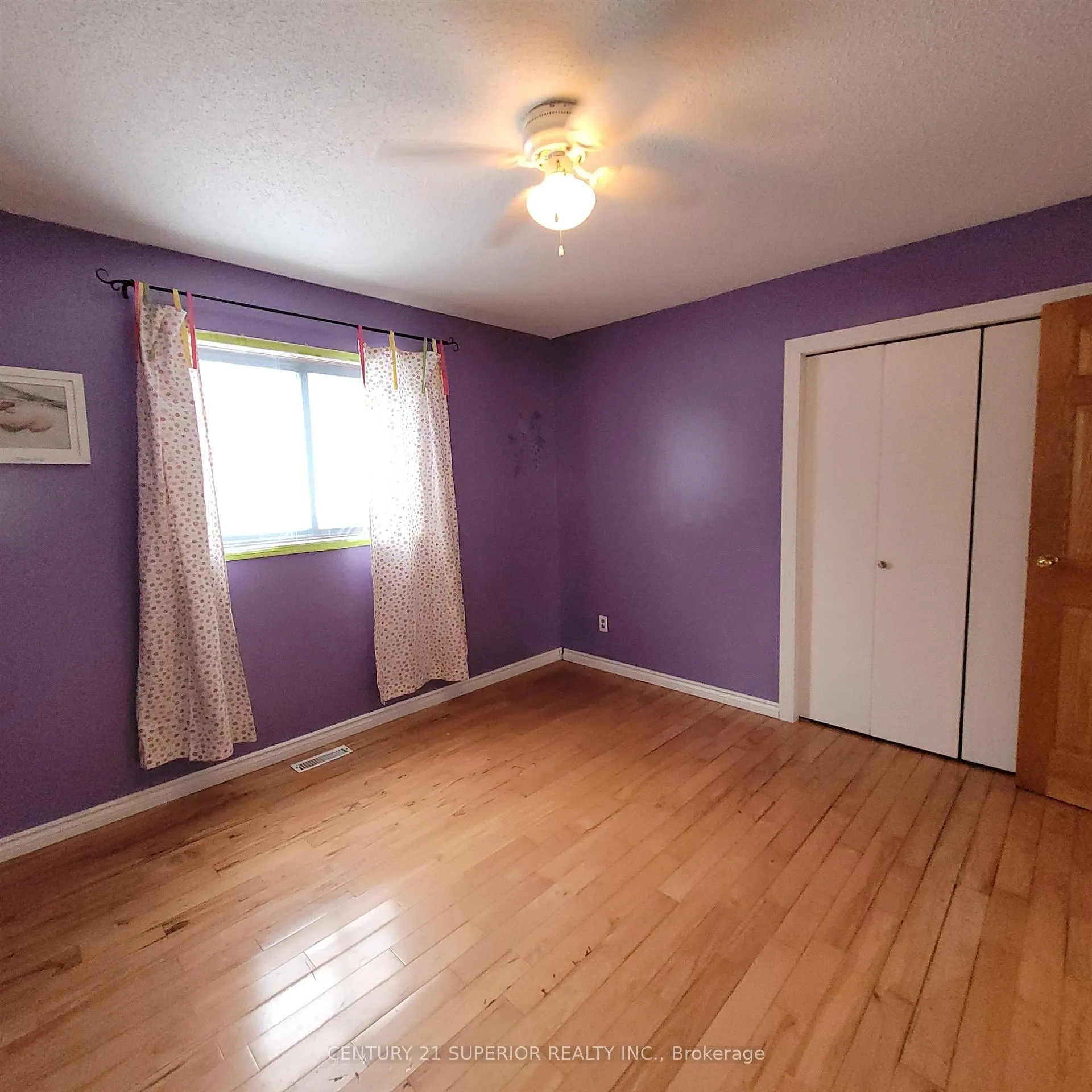 Photo 18 of 35 Bastedo Cres, Marathon — HOMEH