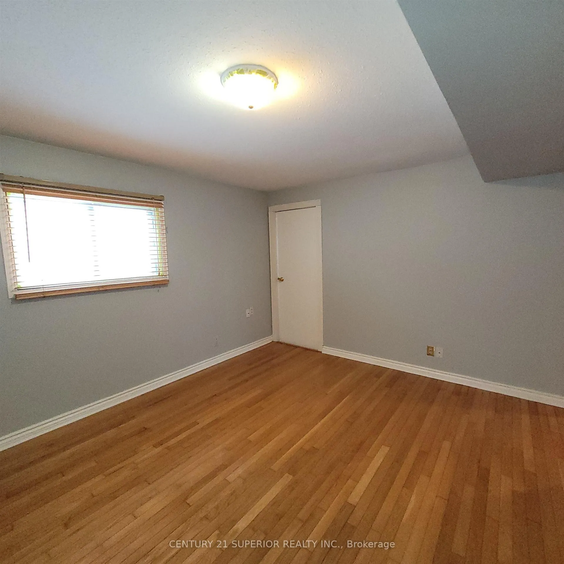 Photo 31 of 35 Bastedo Cres, Marathon — HOMEH