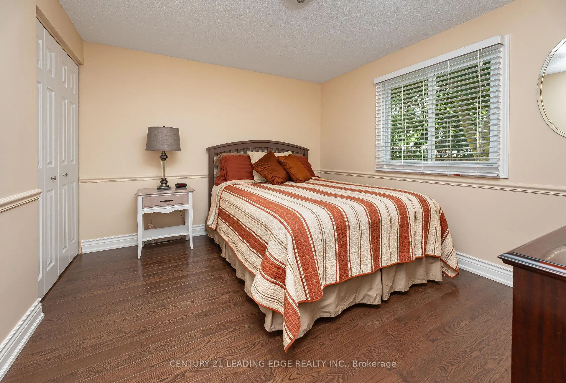 Photo 23 of 50 Meyer Circle, Markham, Markham Village — HOMEH