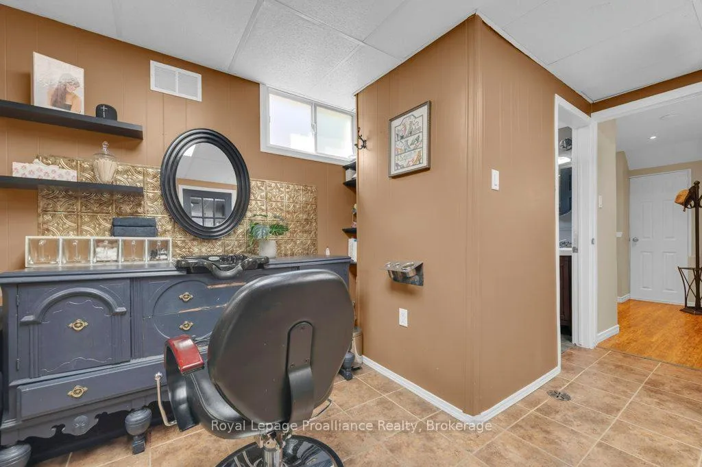 Photo 34 of 651 Front Street, Quinte West, Trenton Ward — HOMEH