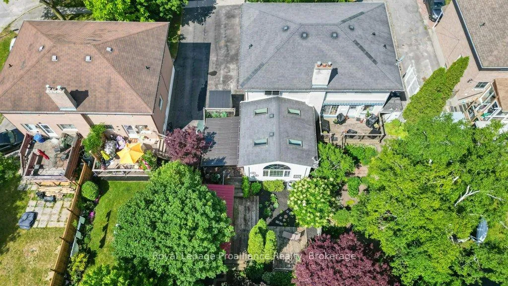 Photo 2 of 651 Front Street, Quinte West, Trenton Ward — HOMEH