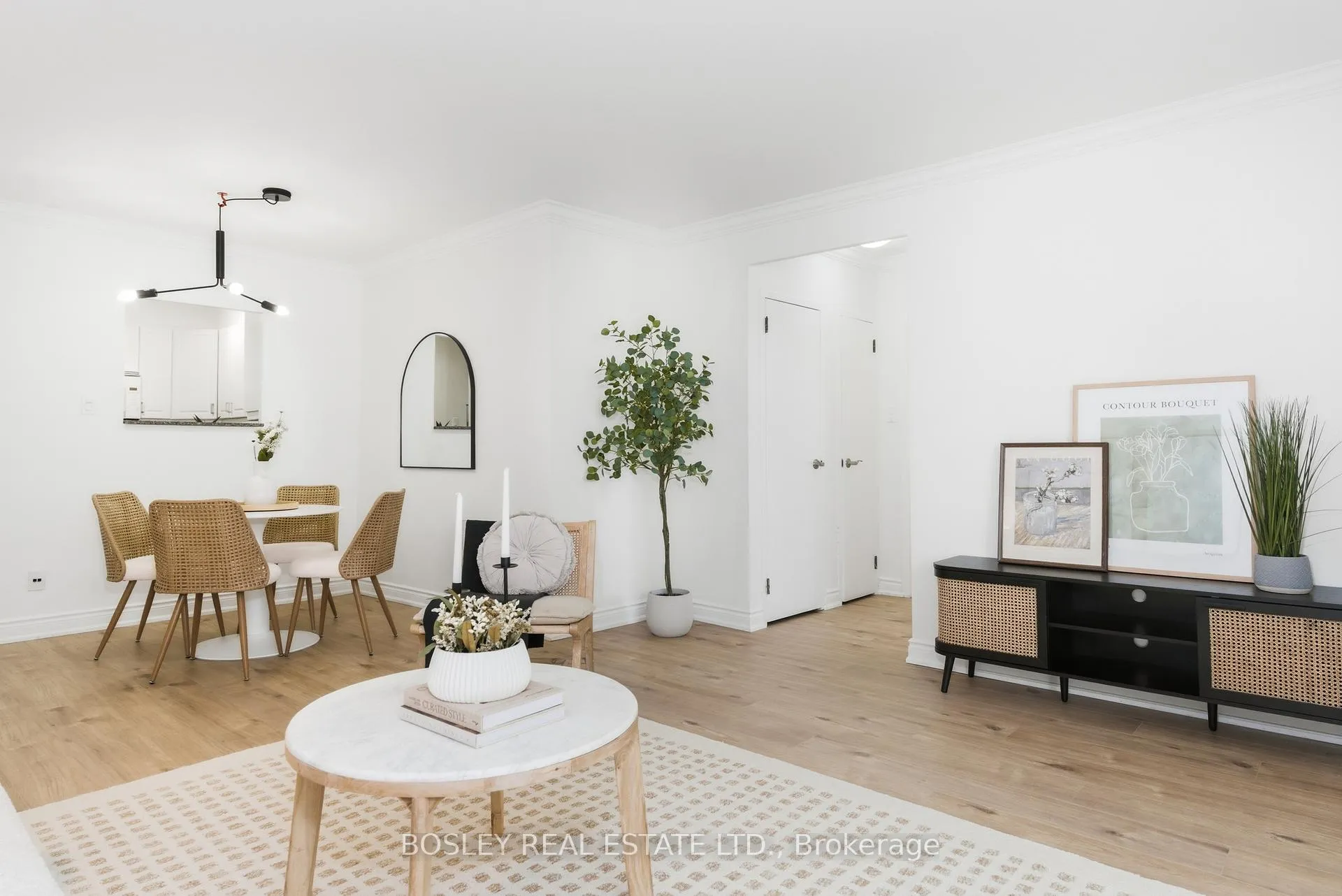 Photo 6 of Unit 210, 335 Lonsdale Road, Toronto, Forest Hill South — HOMEH