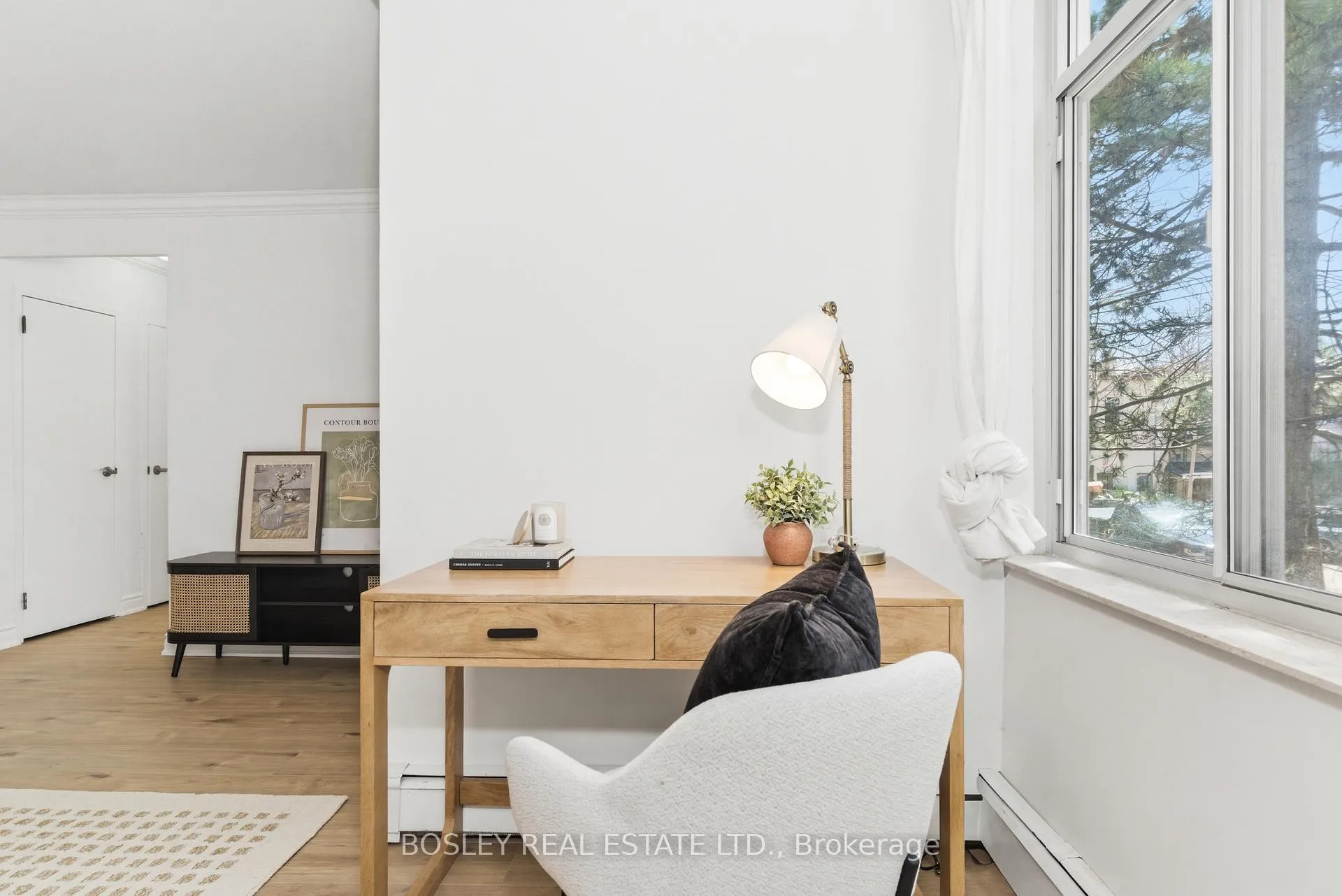 Photo 8 of Unit 210, 335 Lonsdale Road, Toronto, Forest Hill South — HOMEH