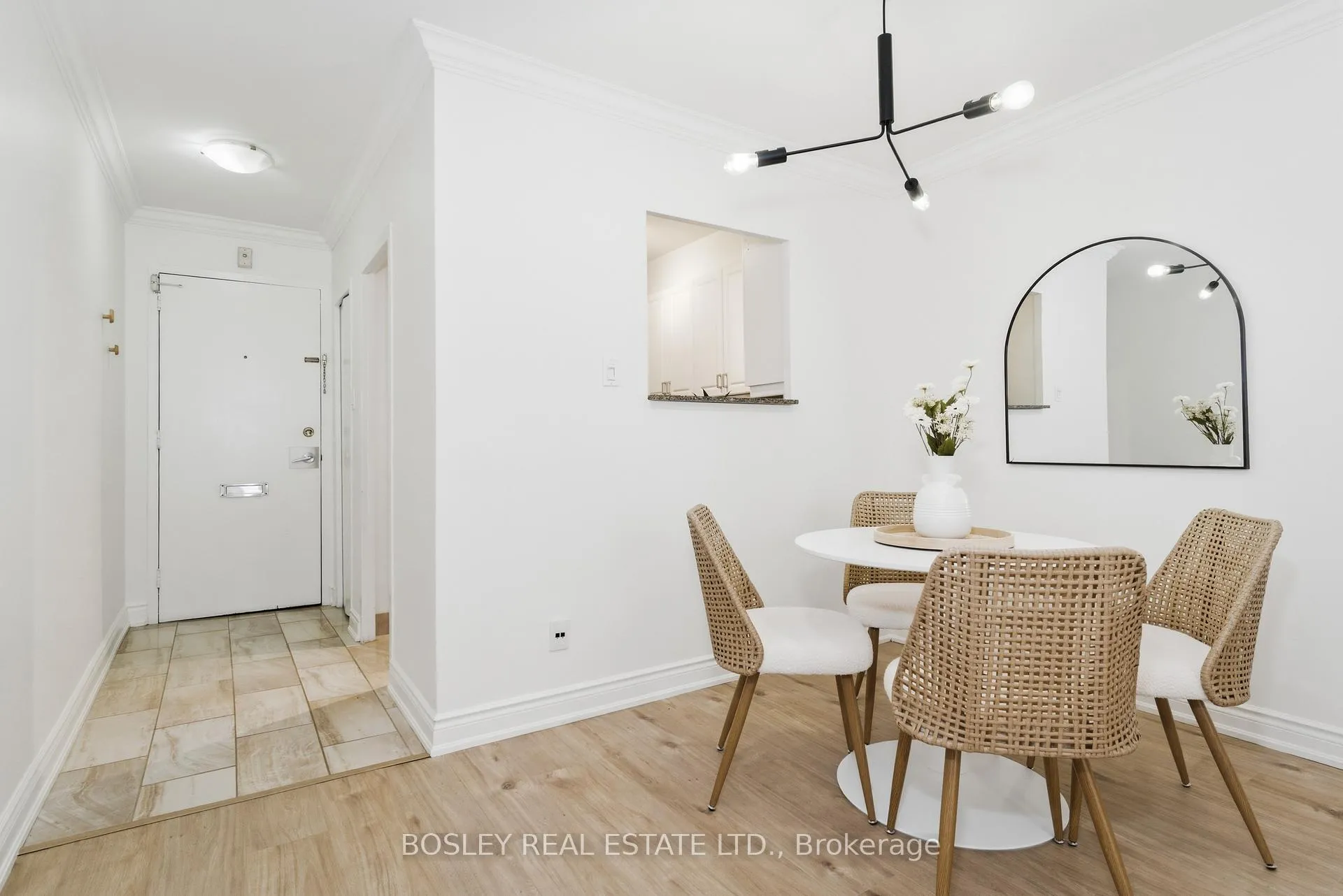 Photo 9 of Unit 210, 335 Lonsdale Road, Toronto, Forest Hill South — HOMEH
