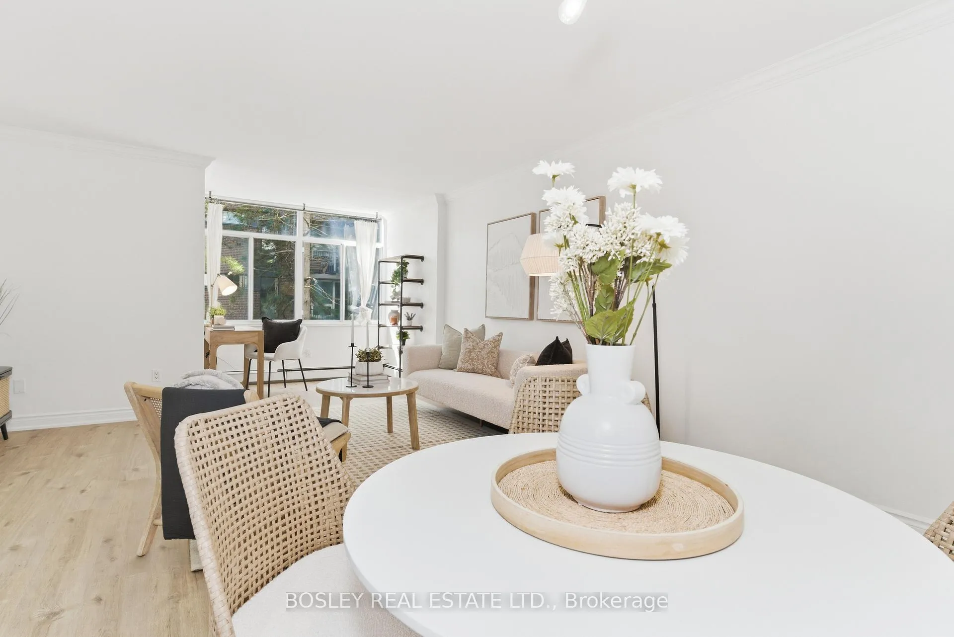 Photo 11 of Unit 210, 335 Lonsdale Road, Toronto, Forest Hill South — HOMEH