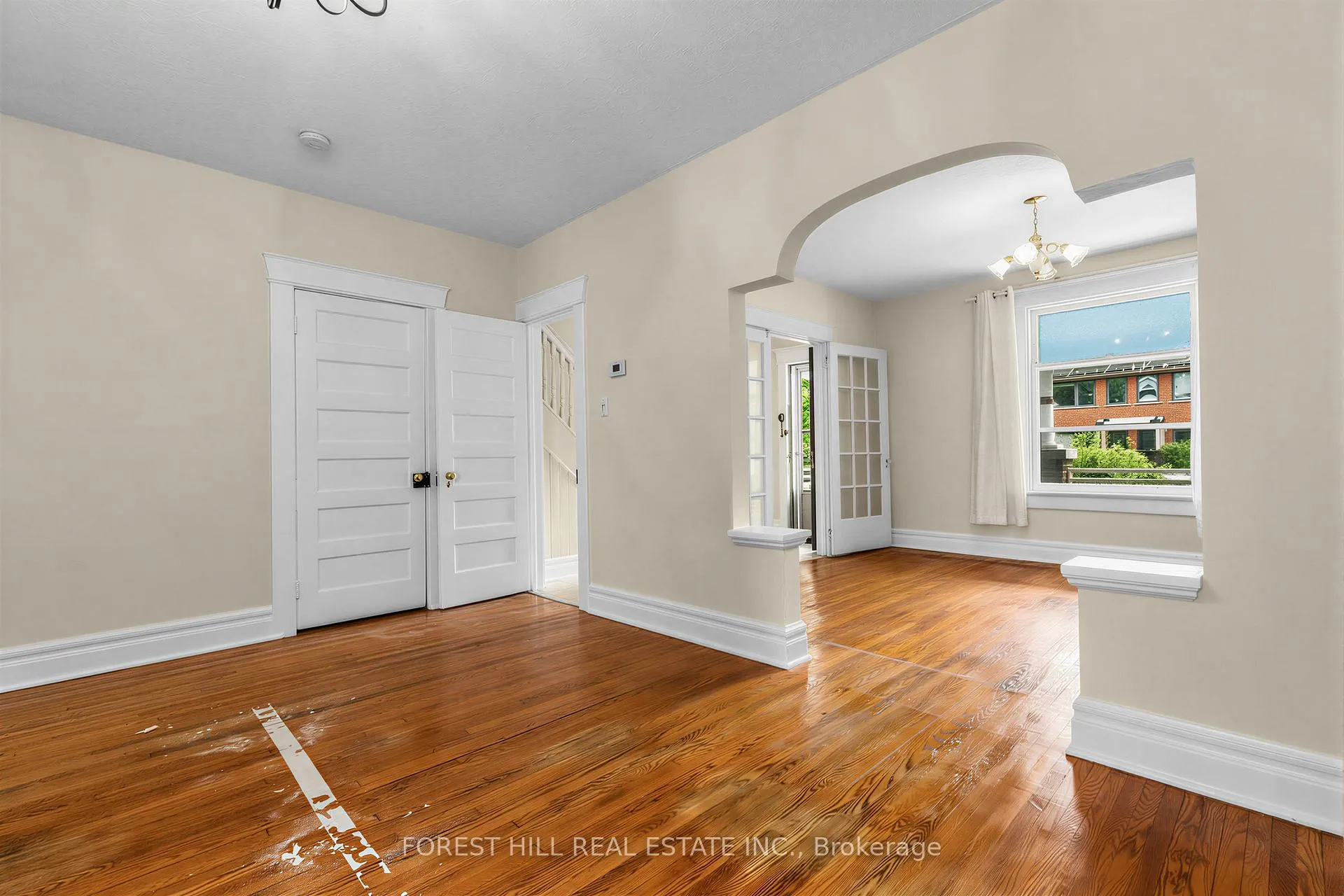 Photo 17 of 12 Osborne Avenue, Toronto, East End-Danforth — HOMEH