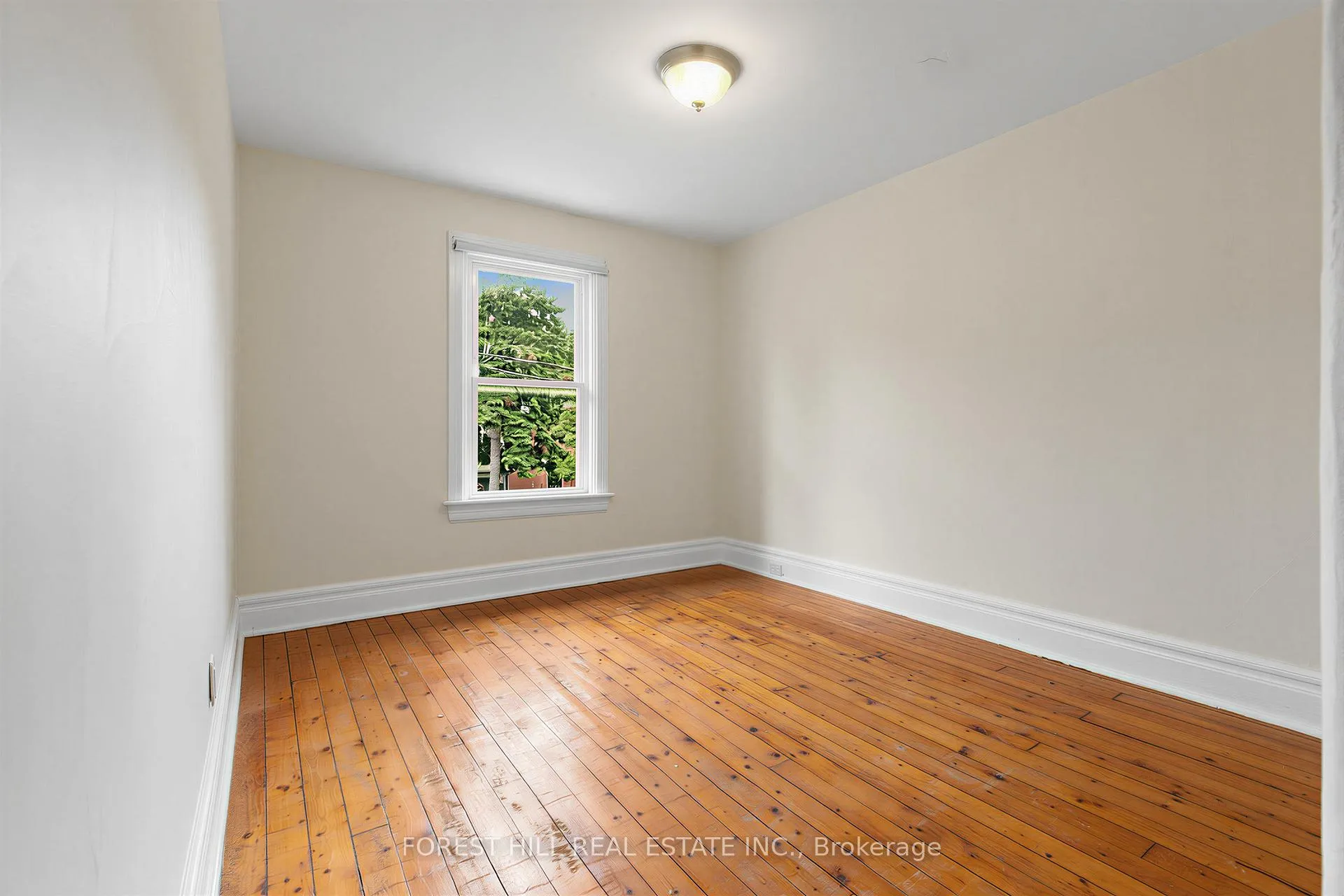 Photo 22 of 12 Osborne Avenue, Toronto, East End-Danforth — HOMEH