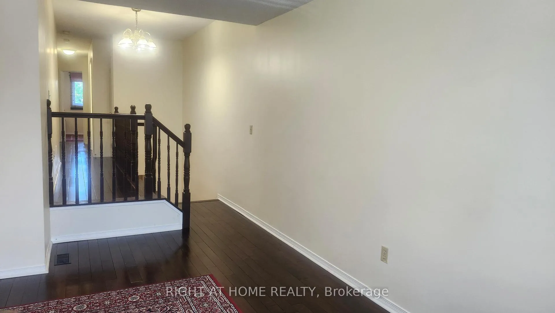 Photo 11 of 59 Havenhurst Crescent, Ottawa, Hunt Club Park/Greenboro — HOMEH
