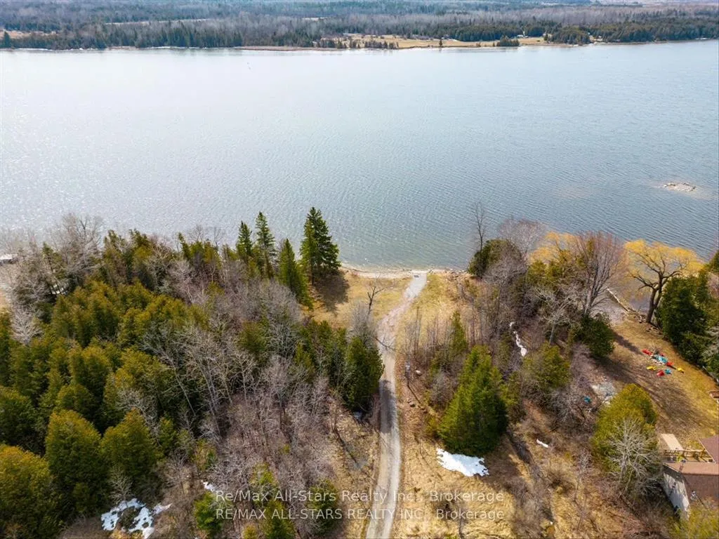 Photo 2 of 220 McGuire Beach Road, Kawartha Lakes, Carden — HOMEH
