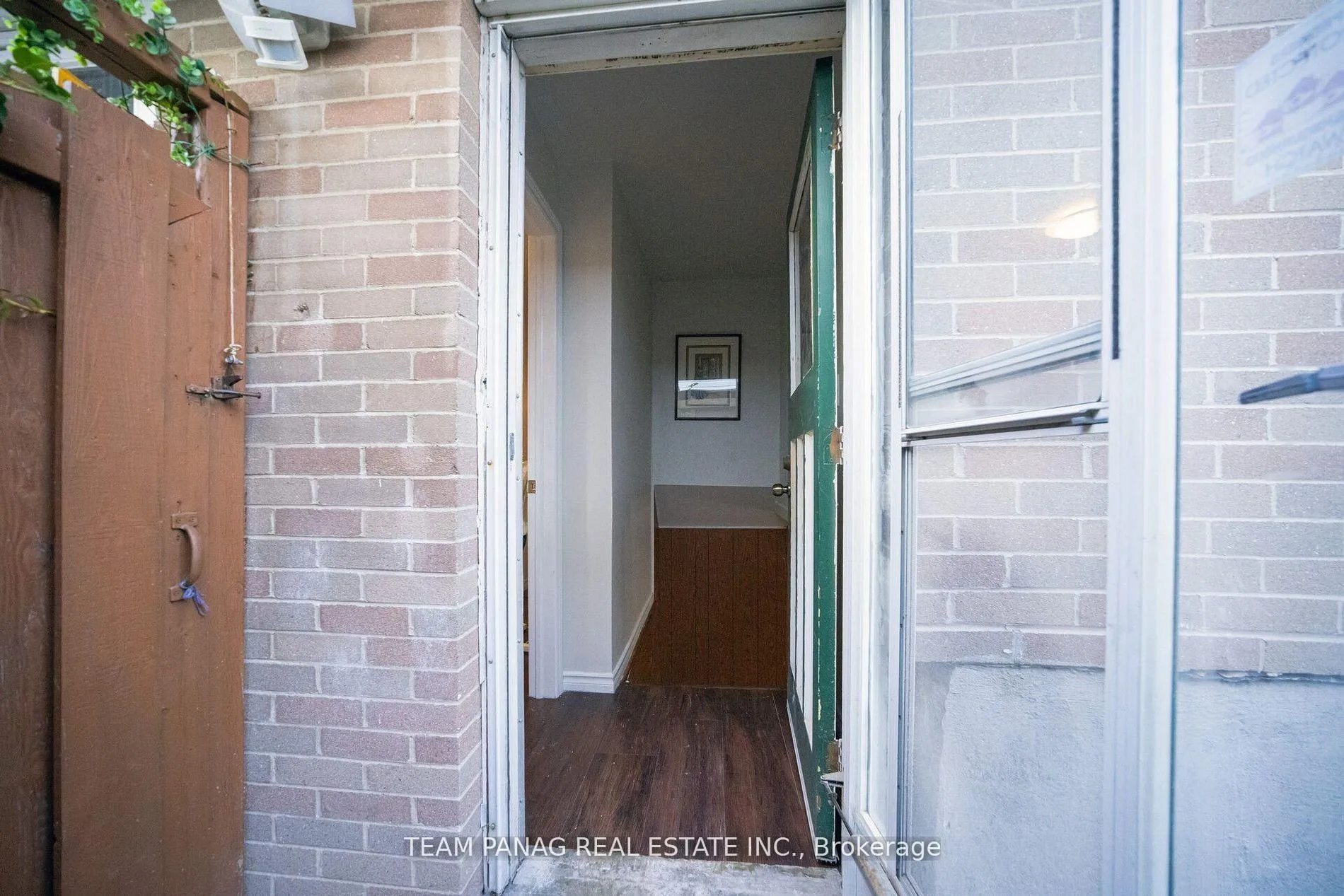Photo 23 of 71 Watson Crescent, Brampton, Brampton East — HOMEH