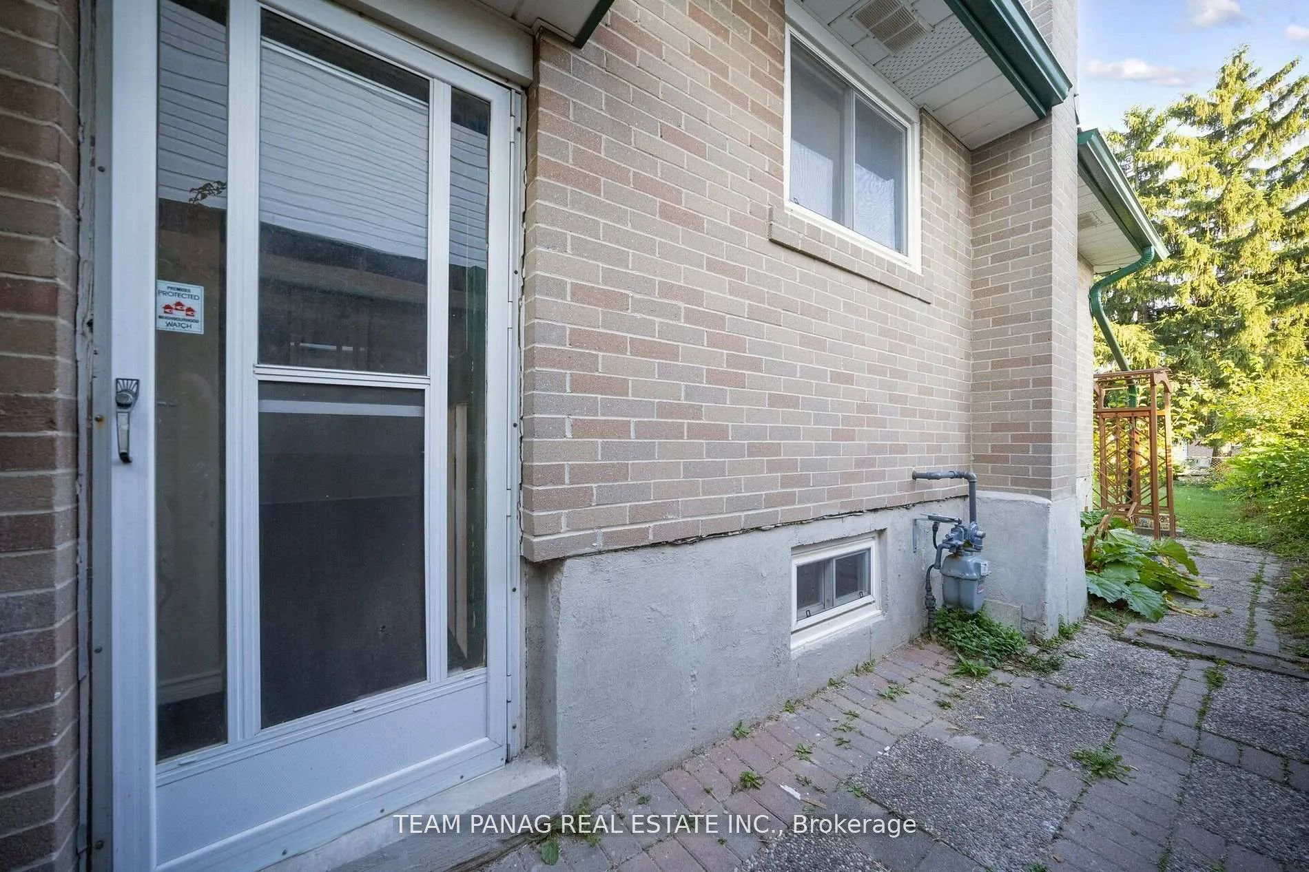 Photo 24 of 71 Watson Crescent, Brampton, Brampton East — HOMEH