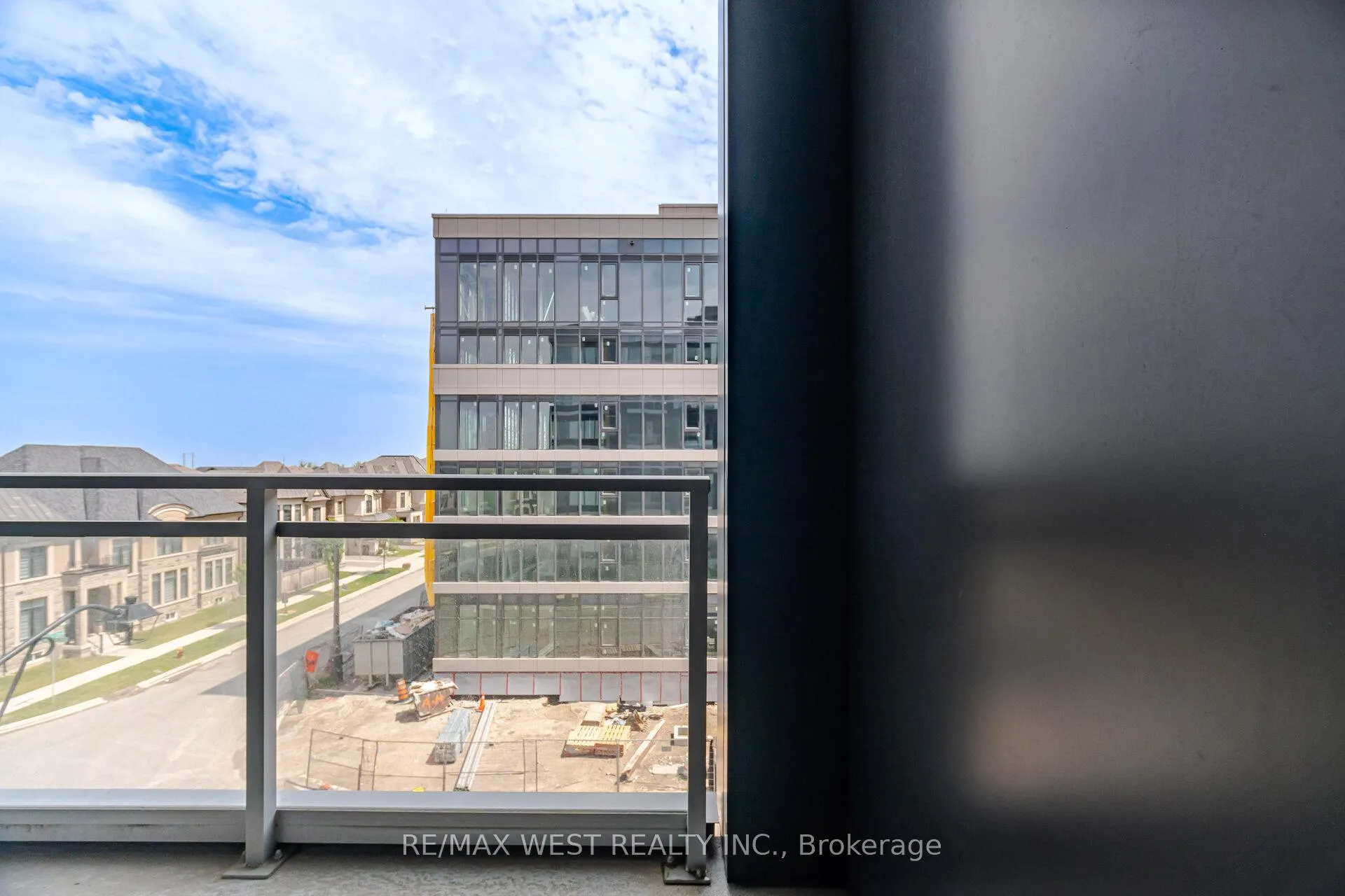 Photo 28 of Unit 311, 2501 Saw Whet Boulevard, Oakville, Glen Abbey — HOMEH