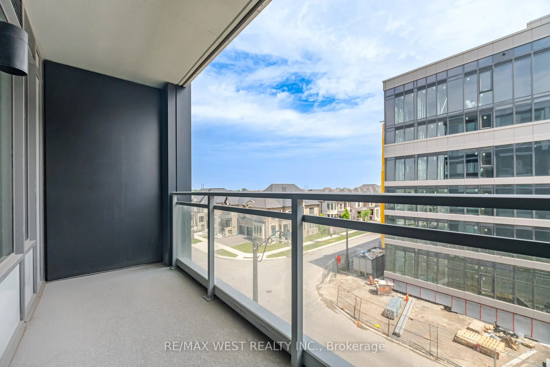 Photo 29 of Unit 311, 2501 Saw Whet Boulevard, Oakville, Glen Abbey — HOMEH