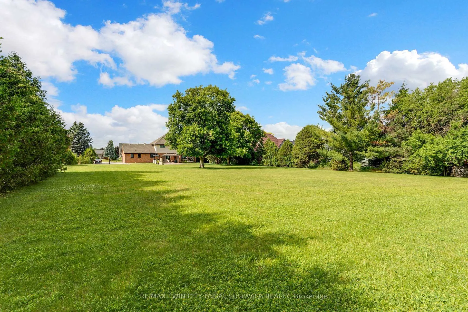 Photo 6 of 11 Highgrove Court, Cambridge — HOMEH