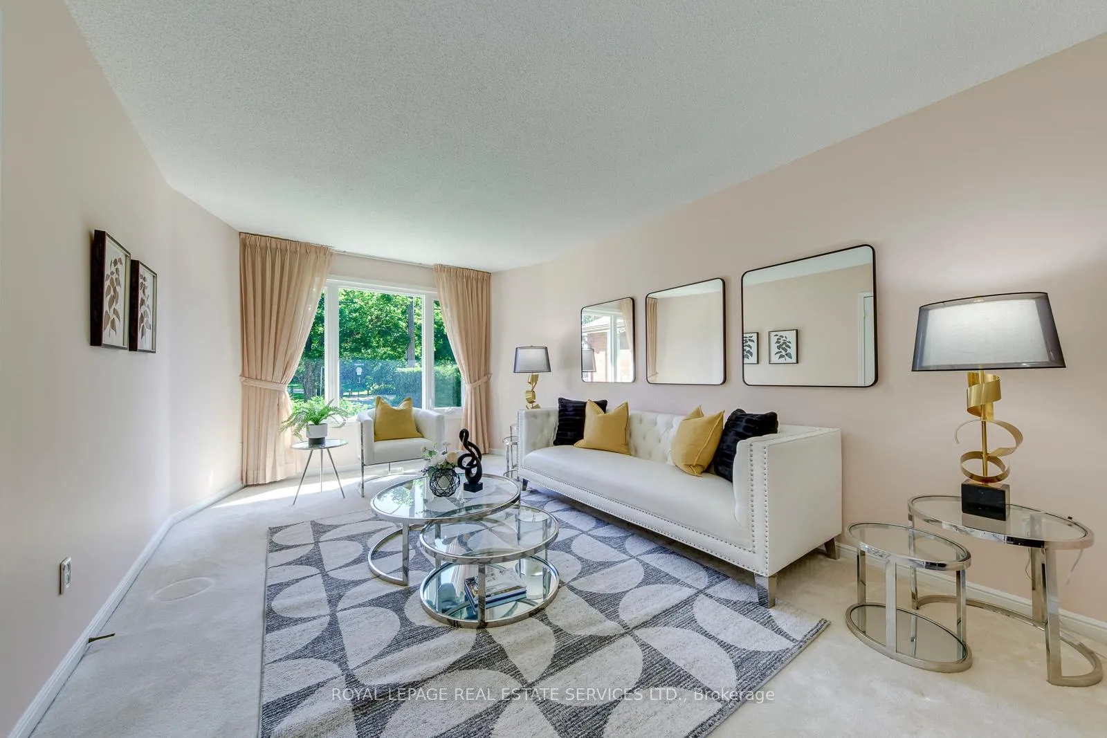 Photo 8 of 500 Woodview Road, Burlington, Roseland — HOMEH