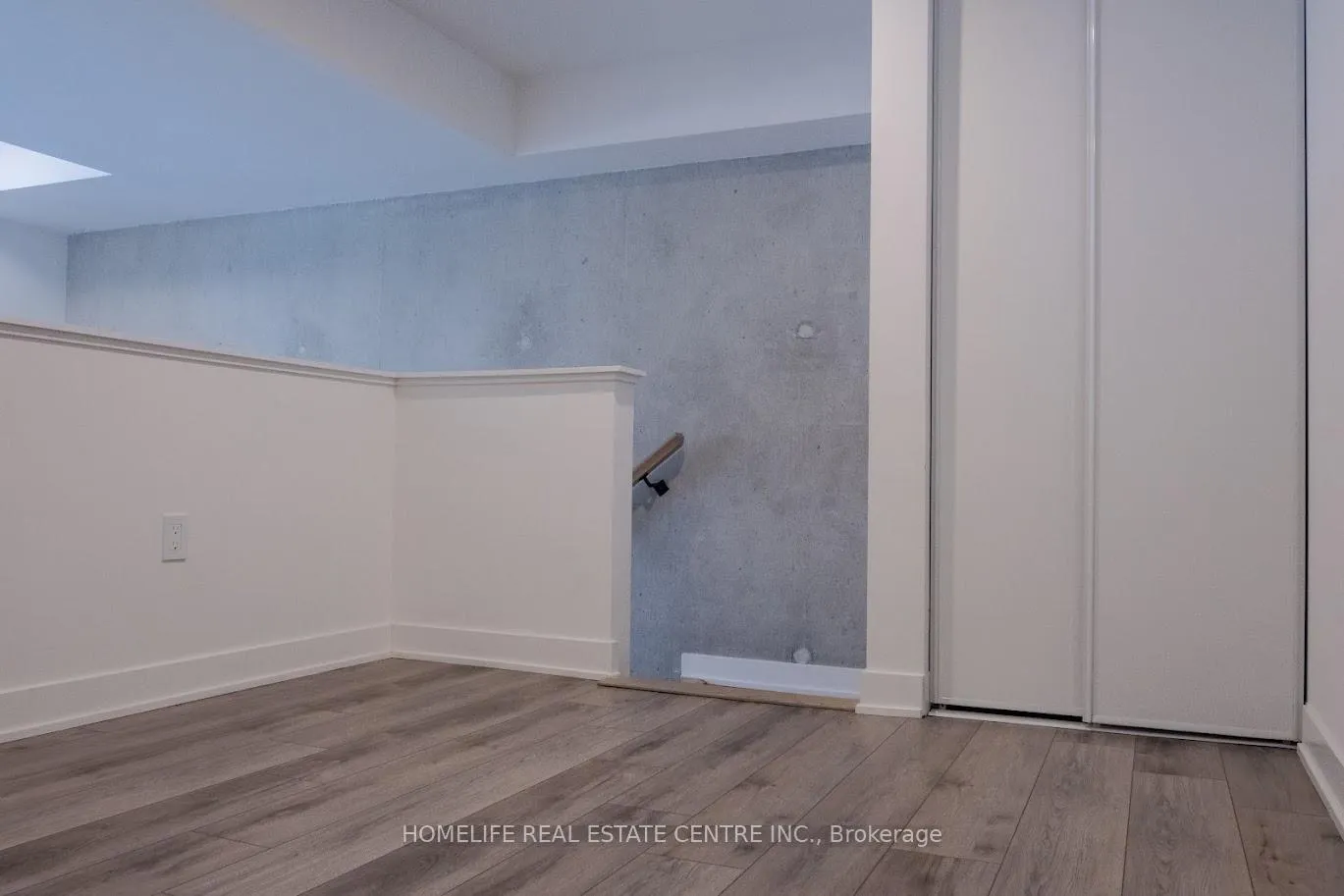 Photo 12 of Unit 105, 312 Erb Street W, Waterloo, Maple Hills — HOMEH
