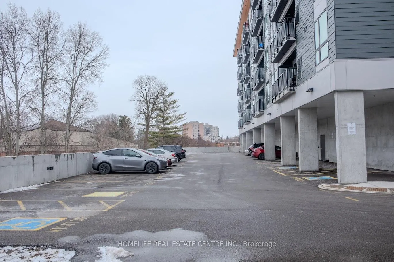 Photo 18 of Unit 105, 312 Erb Street W, Waterloo, Maple Hills — HOMEH