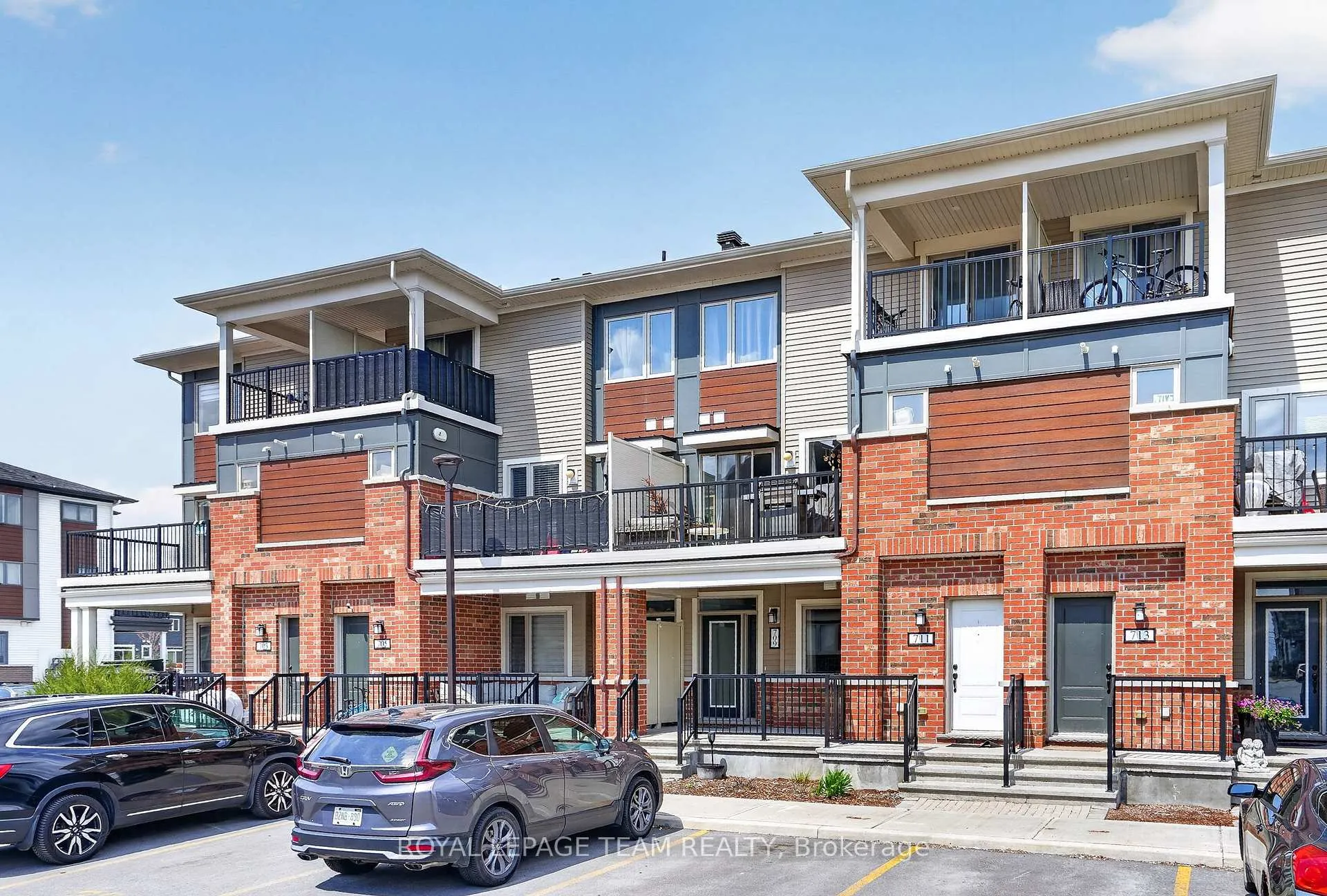 Photo 1 of Unit 171, 709 Nautilus Private, Ottawa, Kanata - Emerald Meadows/Trailwest — HOMEH
