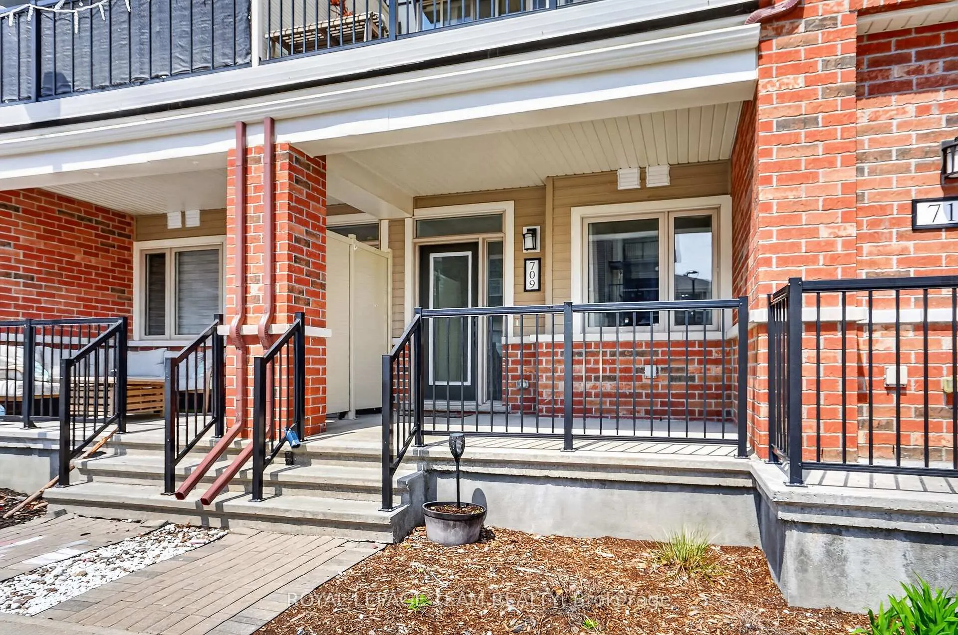 Photo 2 of Unit 171, 709 Nautilus Private, Ottawa, Kanata - Emerald Meadows/Trailwest — HOMEH