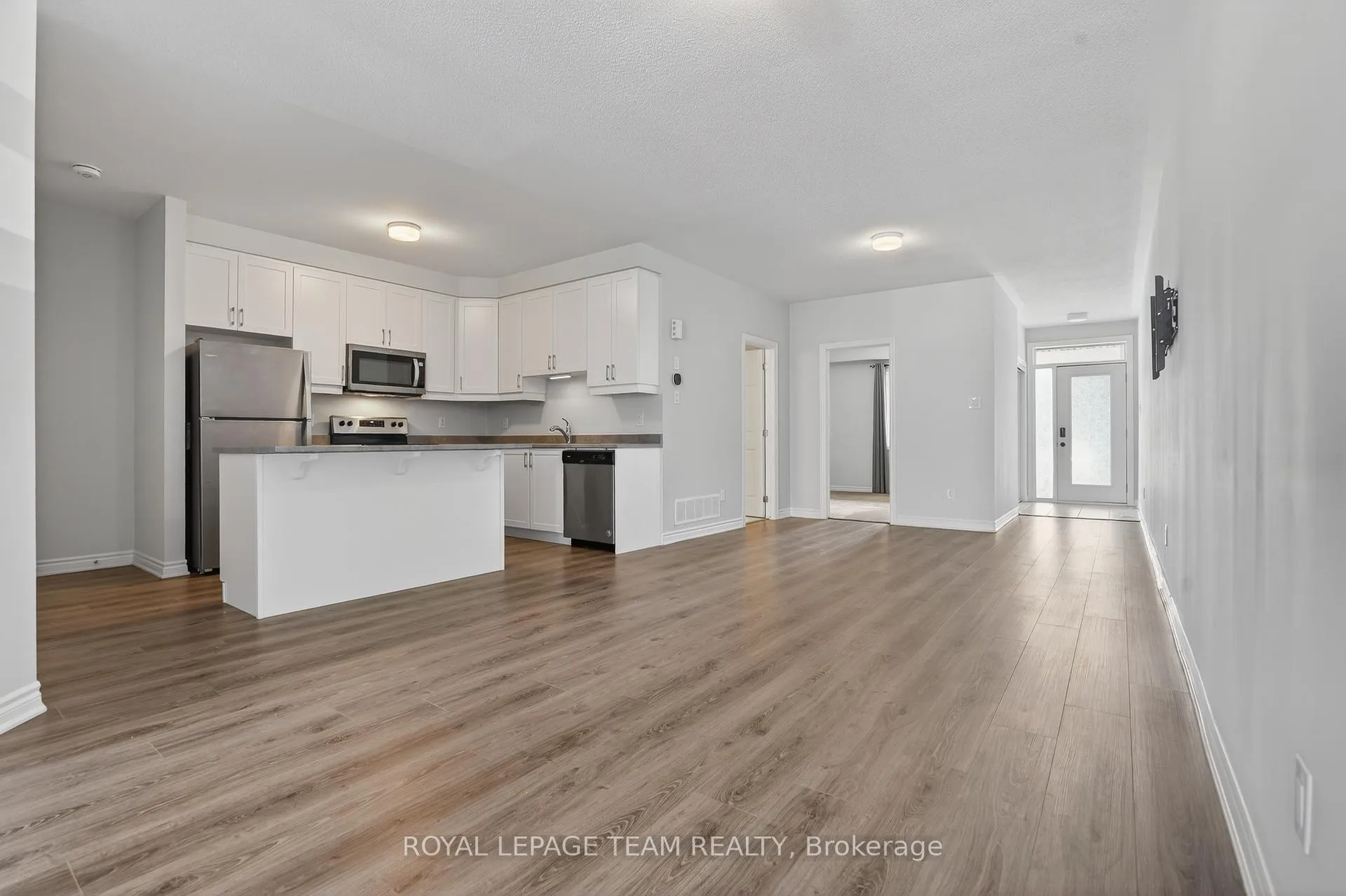 Photo 7 of Unit 171, 709 Nautilus Private, Ottawa, Kanata - Emerald Meadows/Trailwest — HOMEH
