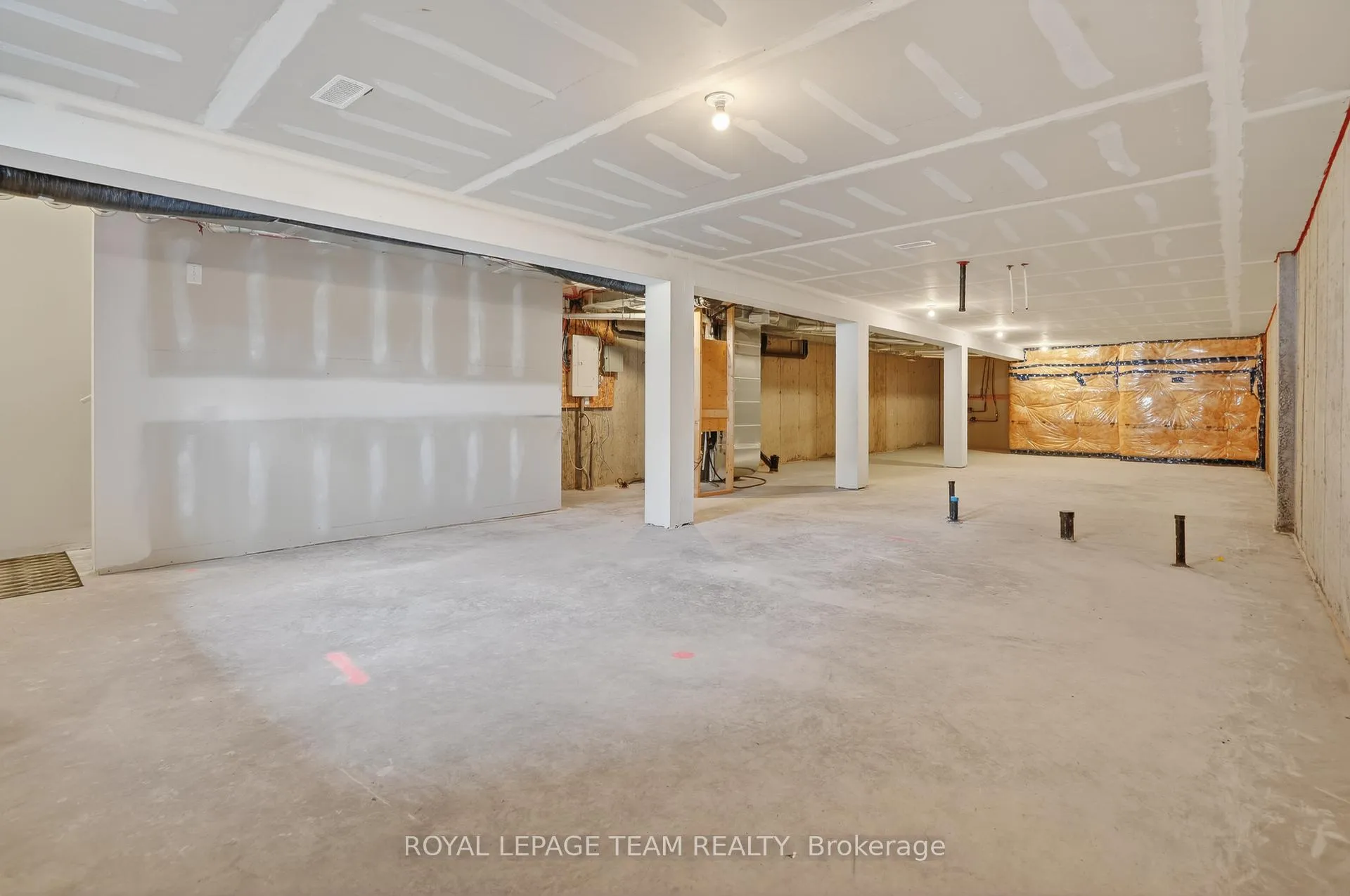 Photo 22 of Unit 171, 709 Nautilus Private, Ottawa, Kanata - Emerald Meadows/Trailwest — HOMEH