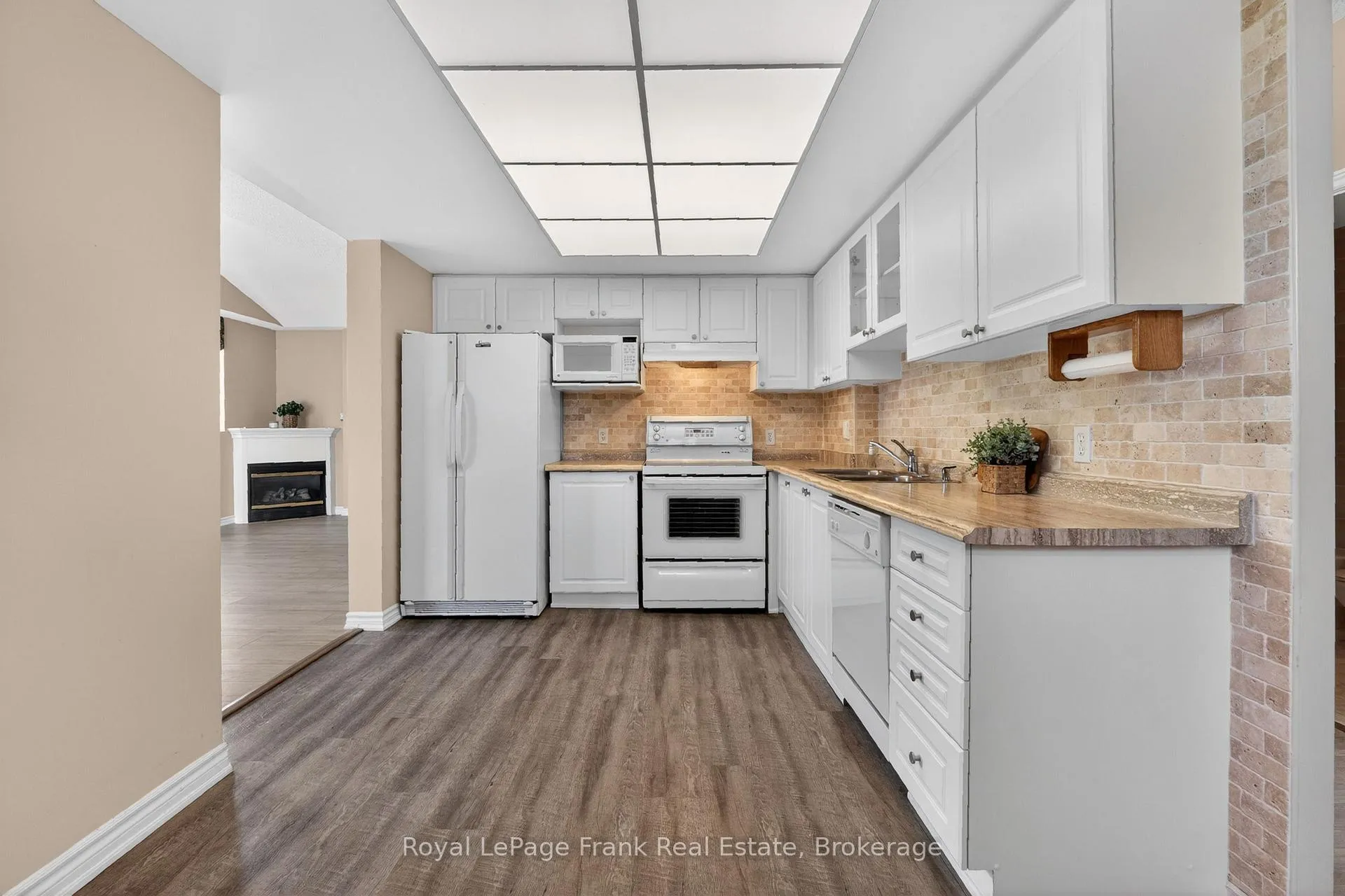 Photo 15 of Unit 407, 51 Rivermill Boulevard, Kawartha Lakes, Lindsay — HOMEH