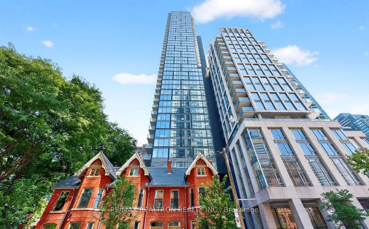 Photo 1 of Unit 4601, 3 Gloucester Street, Toronto, Church-Yonge Corridor — HOMEH