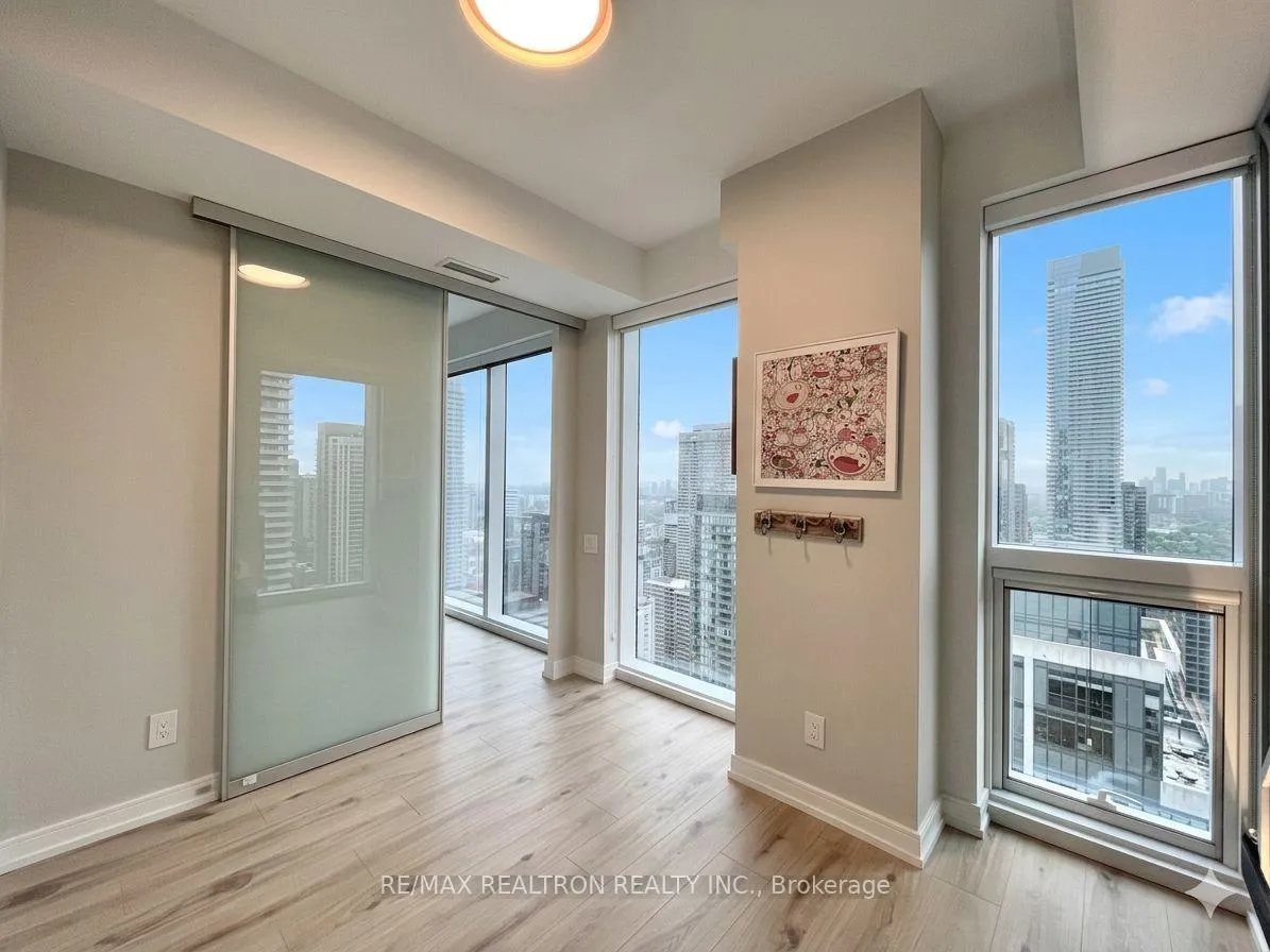Photo 17 of Unit 4601, 3 Gloucester Street, Toronto, Church-Yonge Corridor — HOMEH