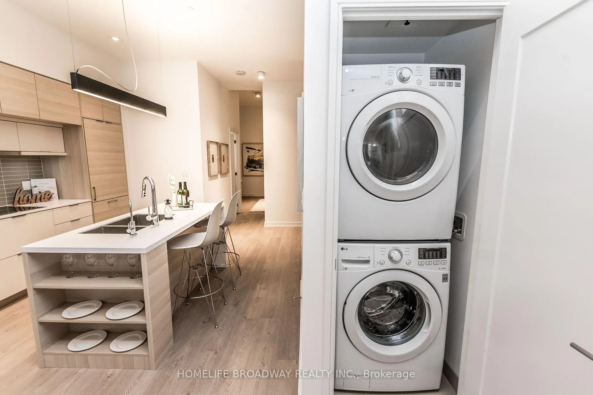 Photo 13 of Unit 207, 88 Scott Street, Toronto, Church-Yonge Corridor — HOMEH