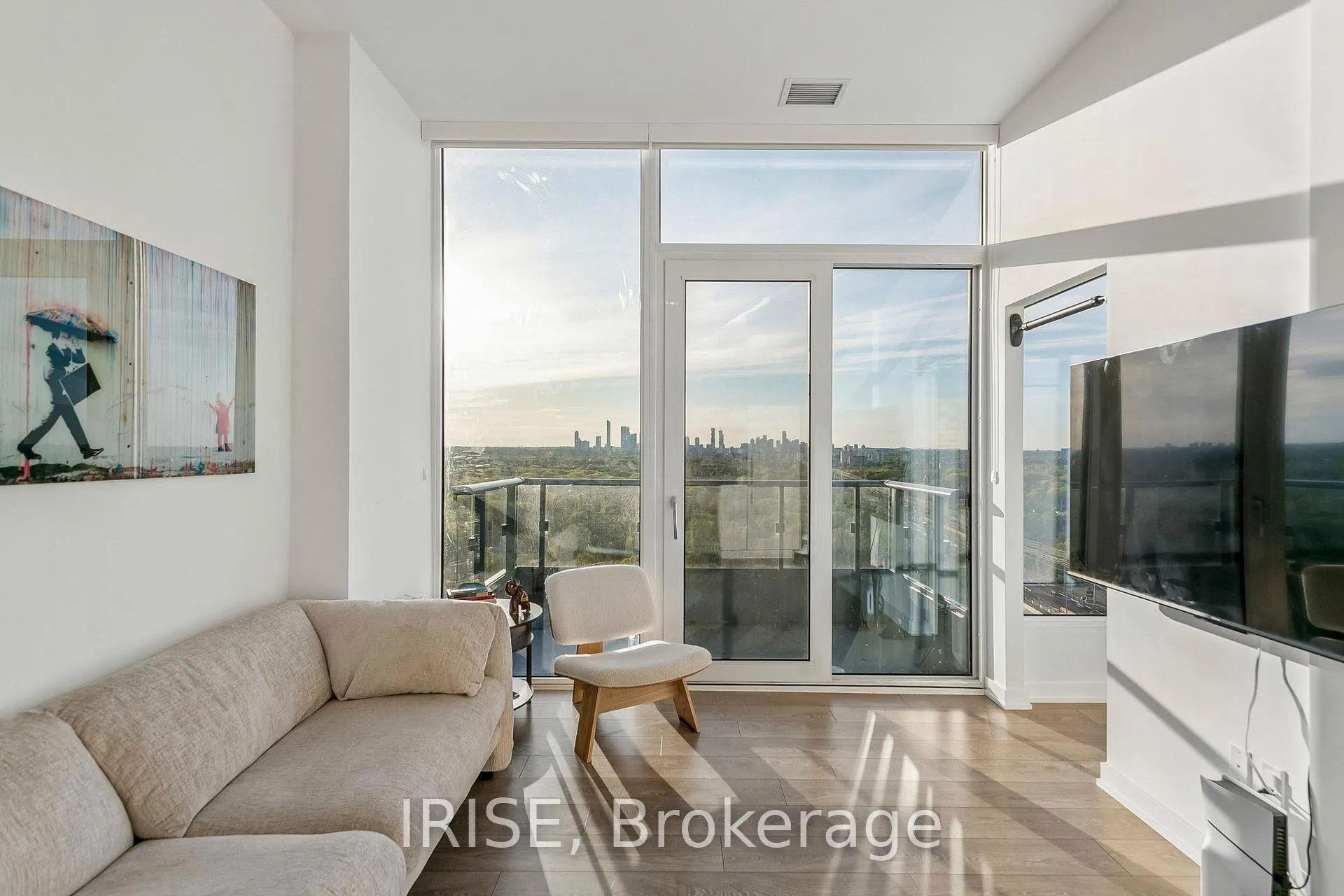 Photo 3 of Unit PH08, 28 Ann Street, Mississauga, Port Credit — HOMEH