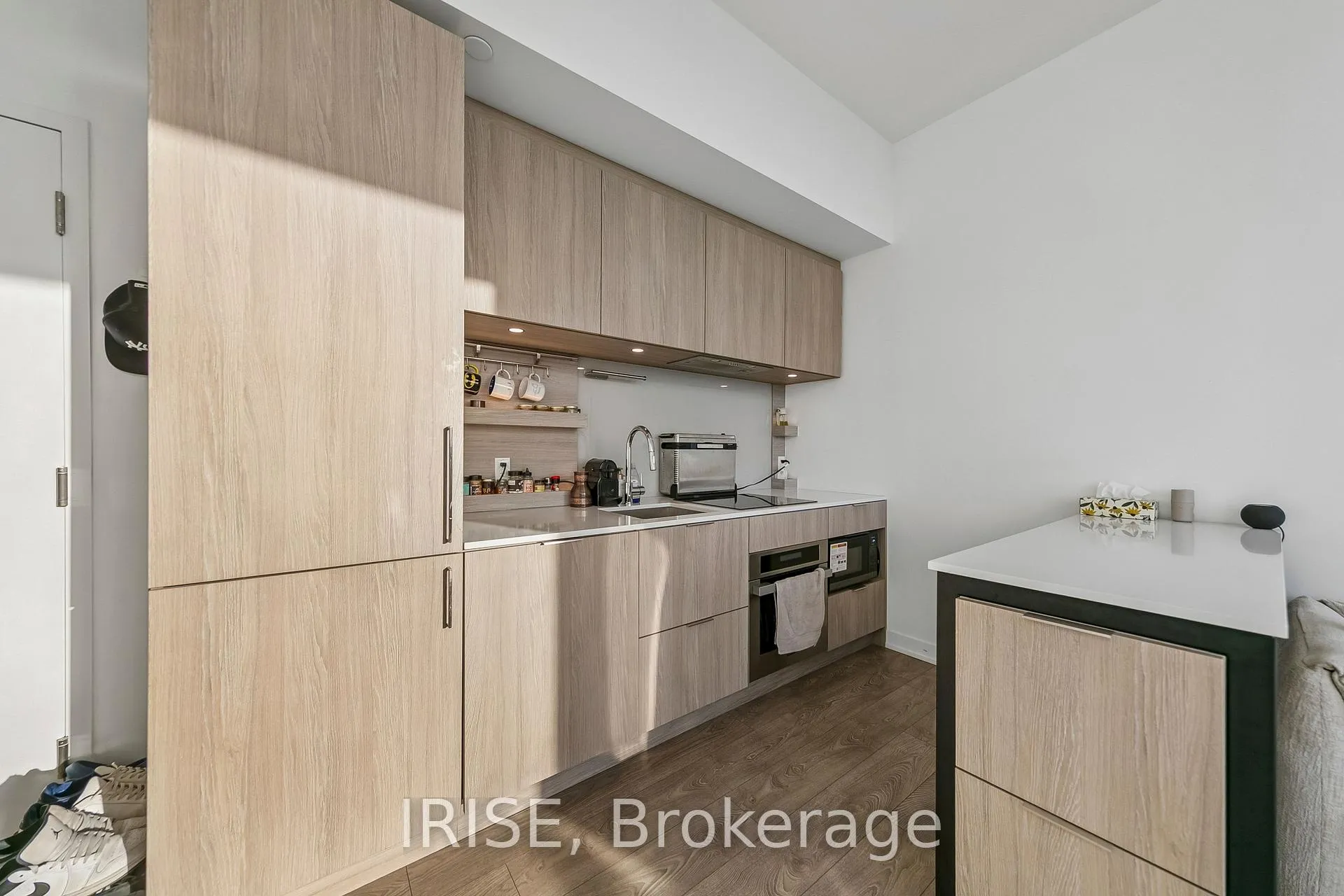 Photo 9 of Unit PH08, 28 Ann Street, Mississauga, Port Credit — HOMEH