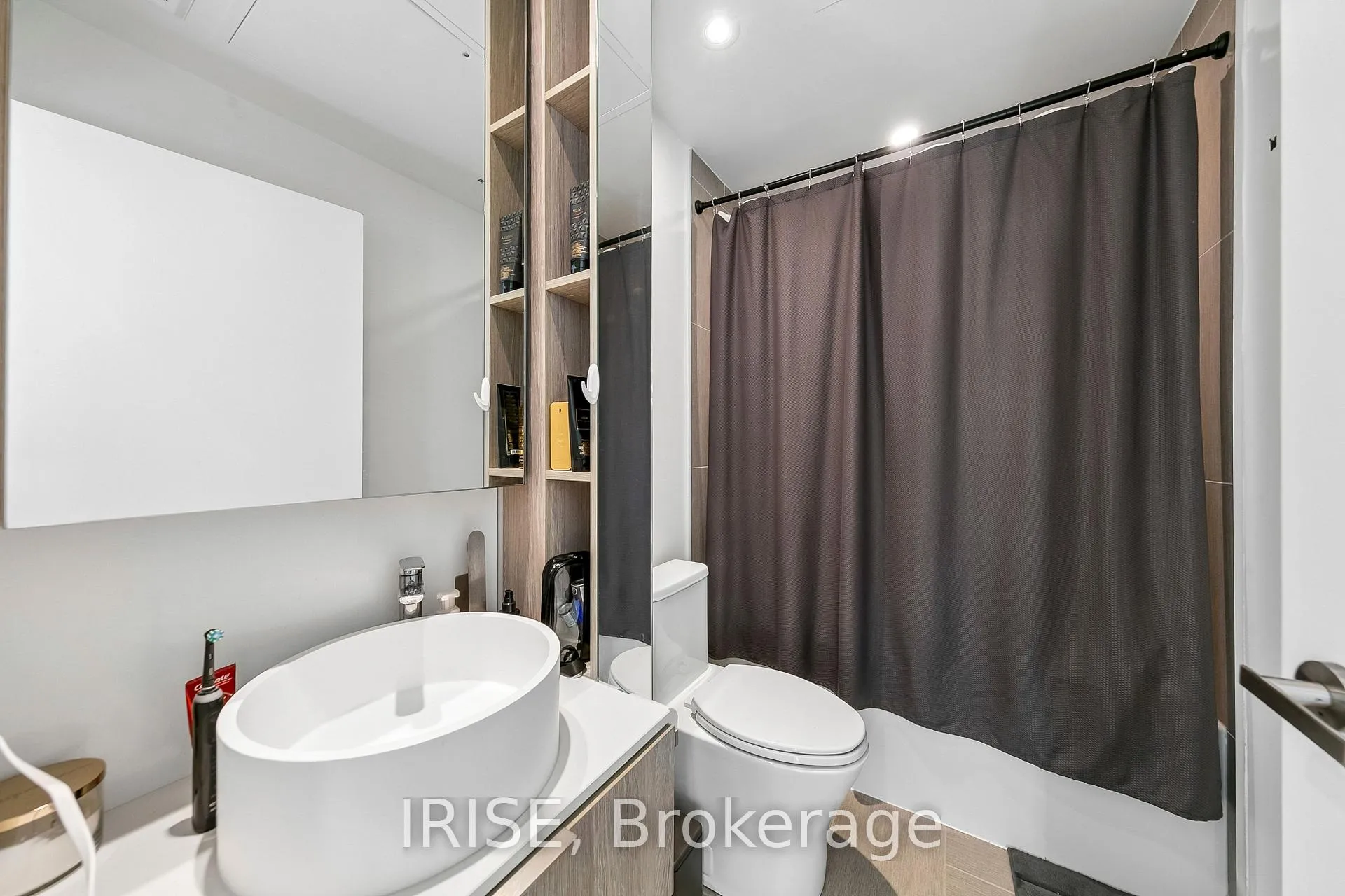 Photo 34 of Unit PH08, 28 Ann Street, Mississauga, Port Credit — HOMEH