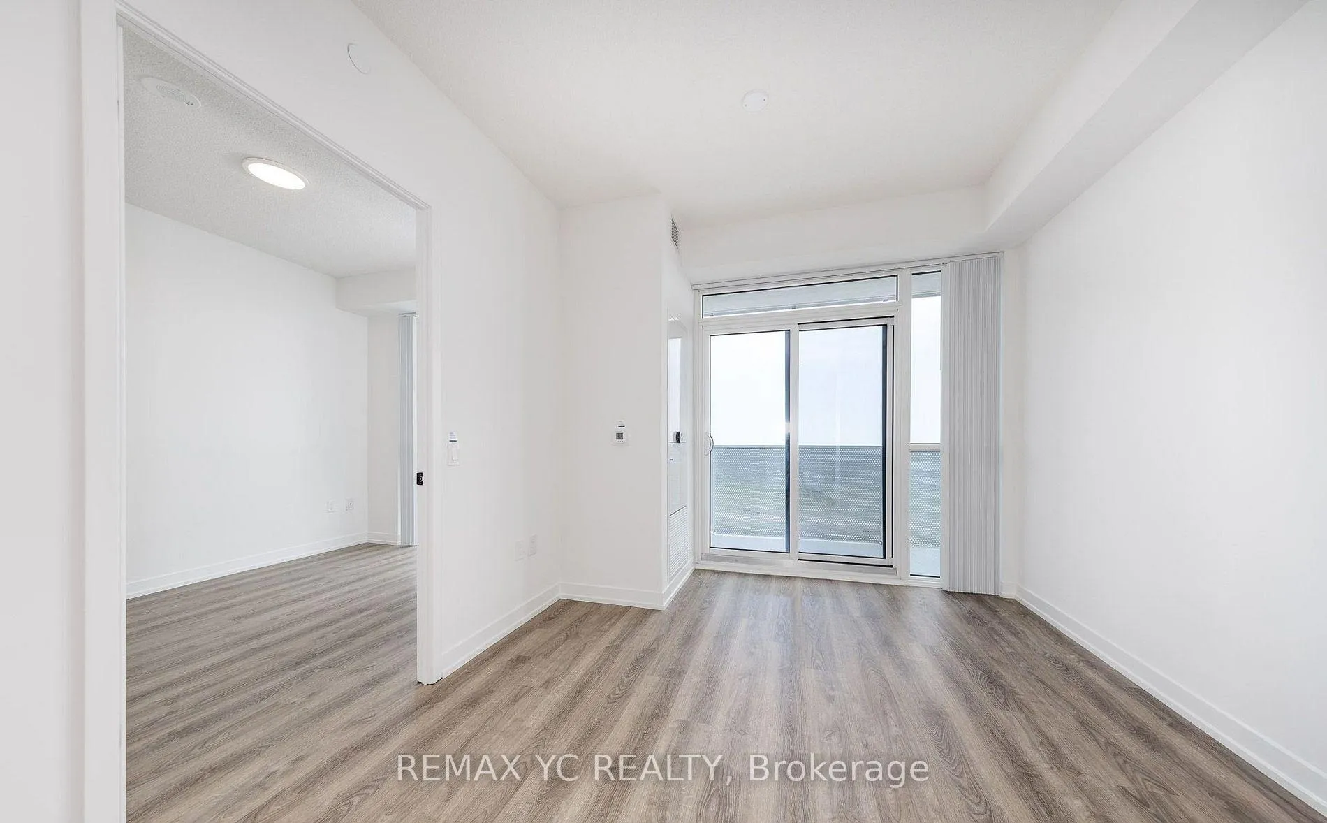 Photo 11 of Unit 4905, 195 Commerce Street, Vaughan, Vaughan Corporate Centre — HOMEH