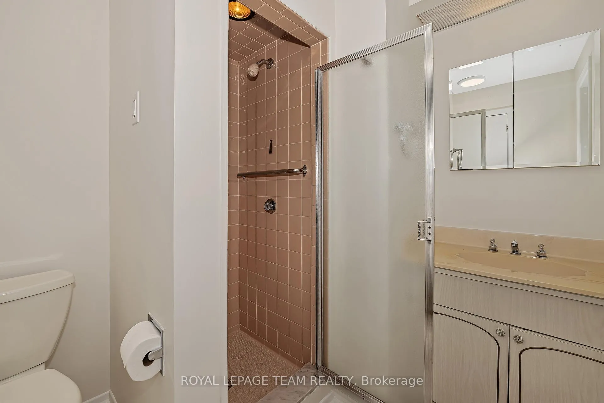 Photo 27 of 1825 Yale Avenue, Ottawa, Guildwood Estates - Urbandale Acres — HOMEH