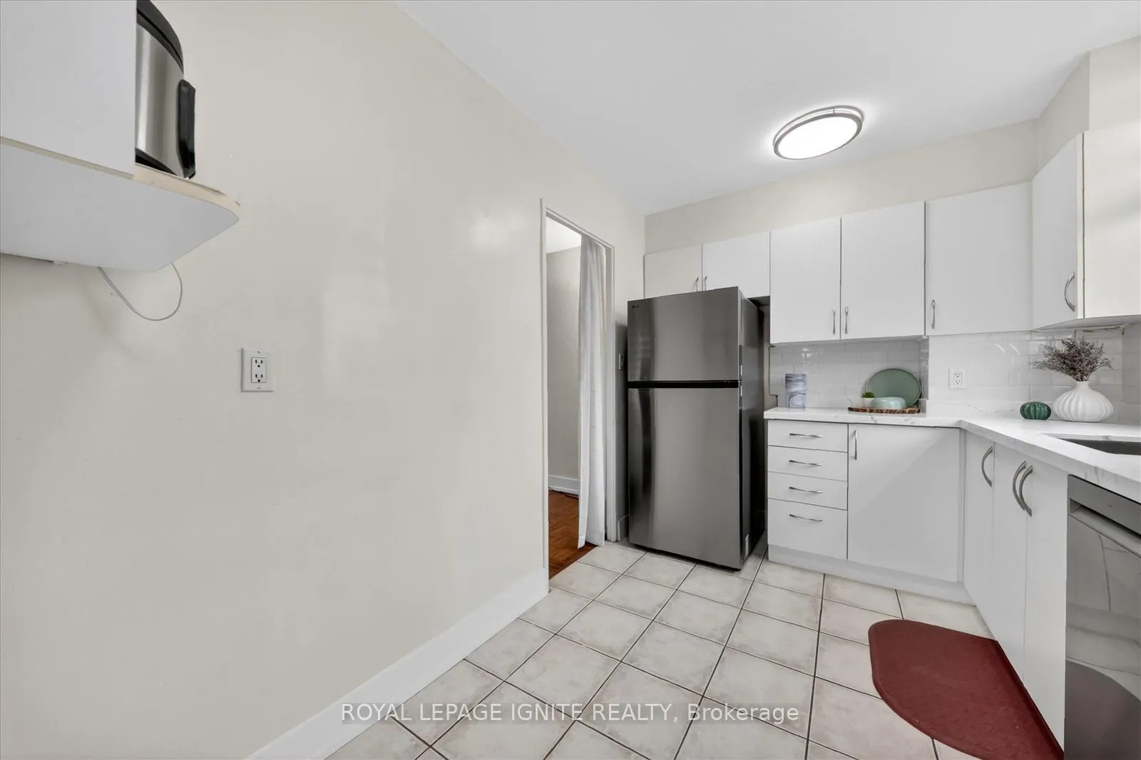 Photo 15 of Unit 208, 15 Vicora Link Way, Toronto, Flemingdon Park — HOMEH