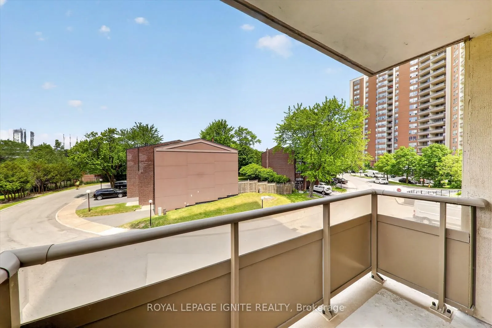 Photo 19 of Unit 208, 15 Vicora Link Way, Toronto, Flemingdon Park — HOMEH