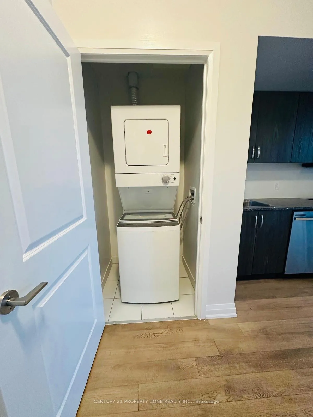 Photo 13 of Unit 1003, 10 Meadowglen Place, Scarborough, Woburn — HOMEH